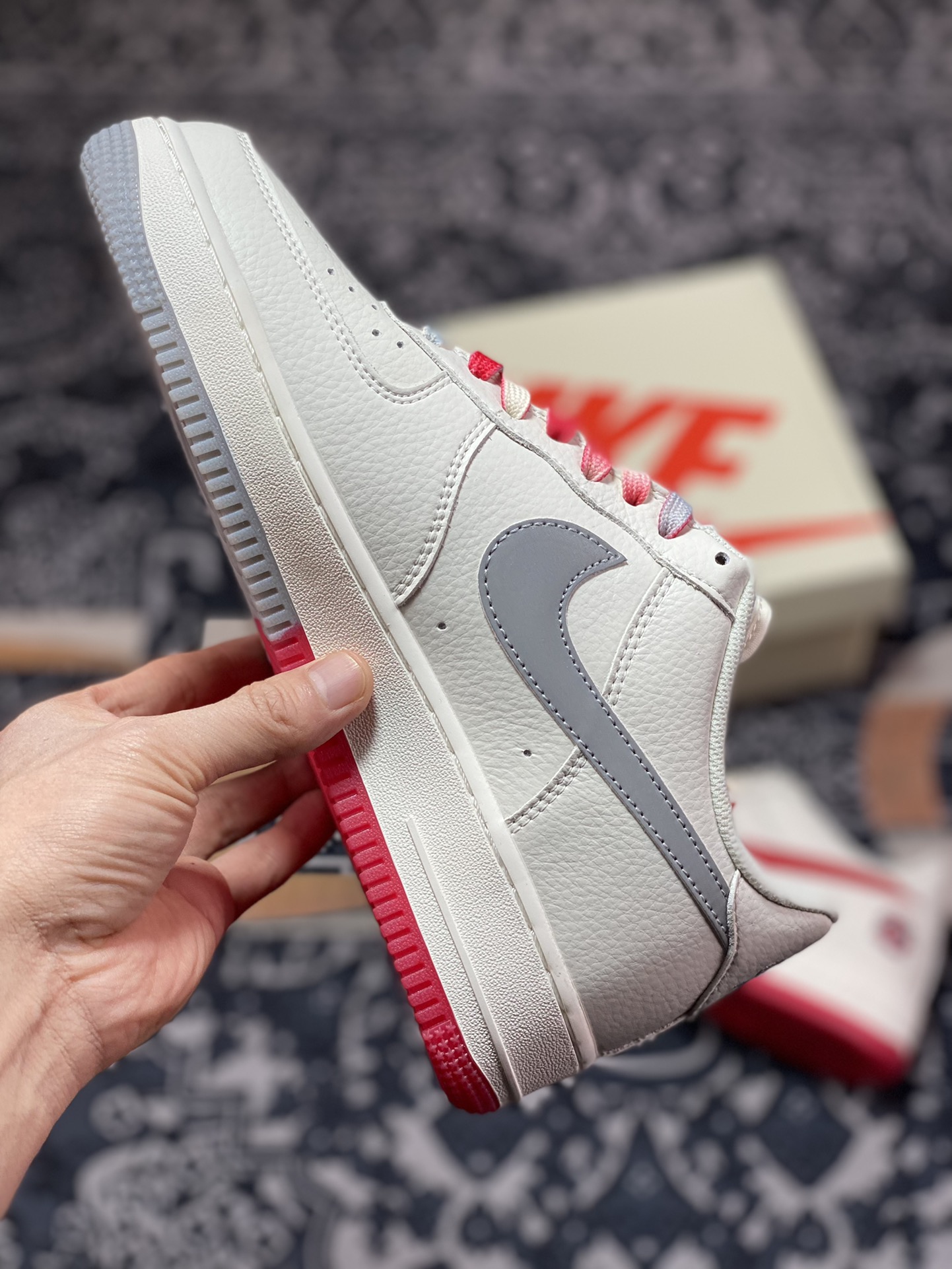 260 Nike Air Force 1’07 QS”Sail/Grey/Red/Toronto Raptors”空军一号CH2608-216