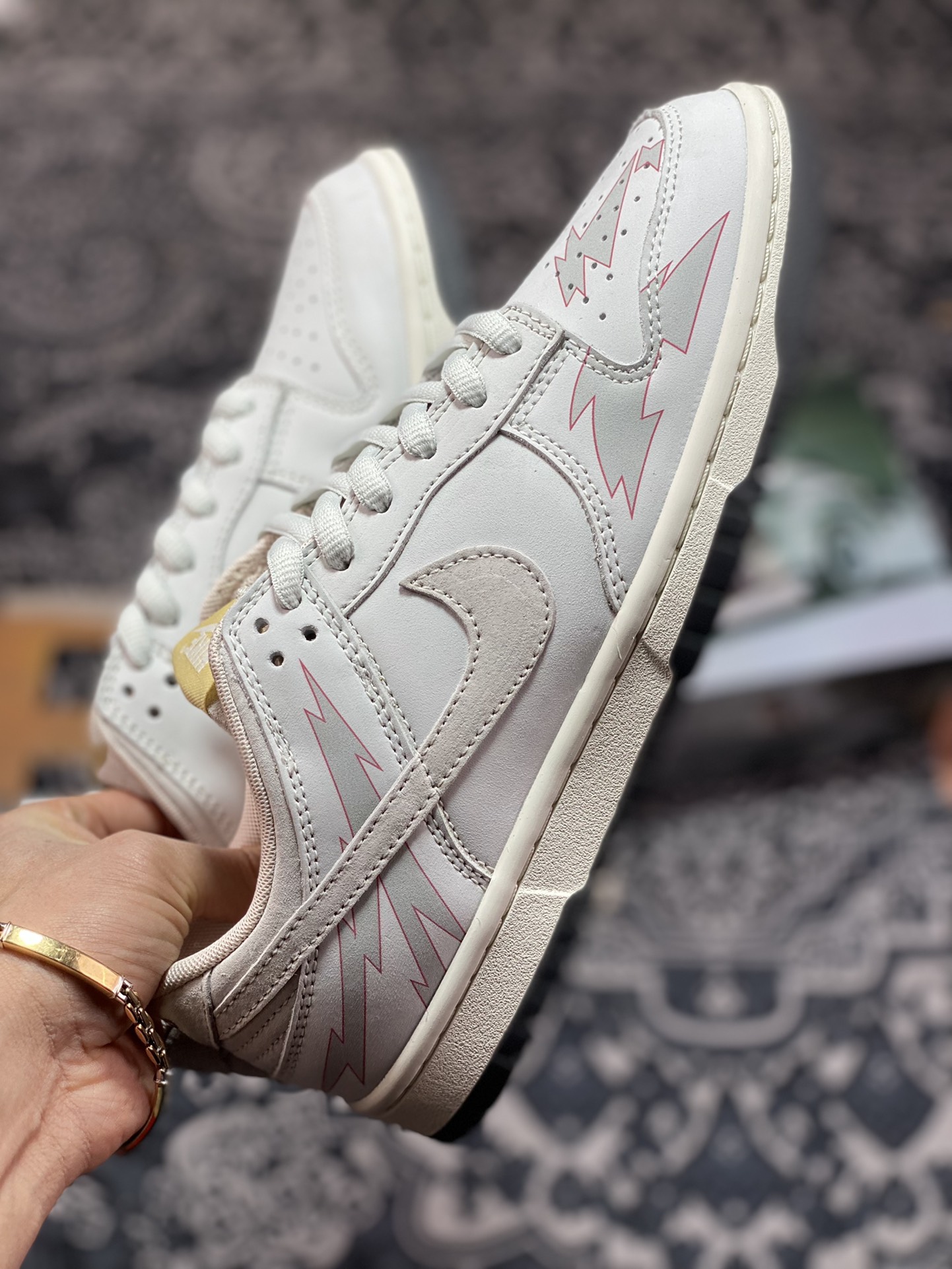 360 原装级别 Otomo Katsuhiro x Nike SB Dunk Low ”Steamboy OST” YZ1391-888