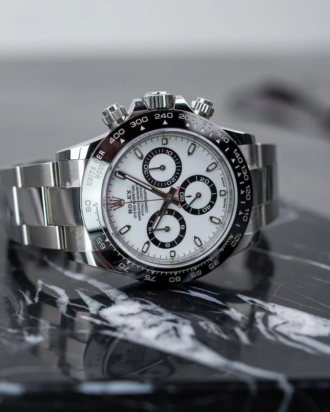 Ha llegado la última versión con un grosor de 12,2 mm‼ ️Tamaño Daytona: 40 mm × 12,2 mm, 12,4 mm Función: horas, minuto…