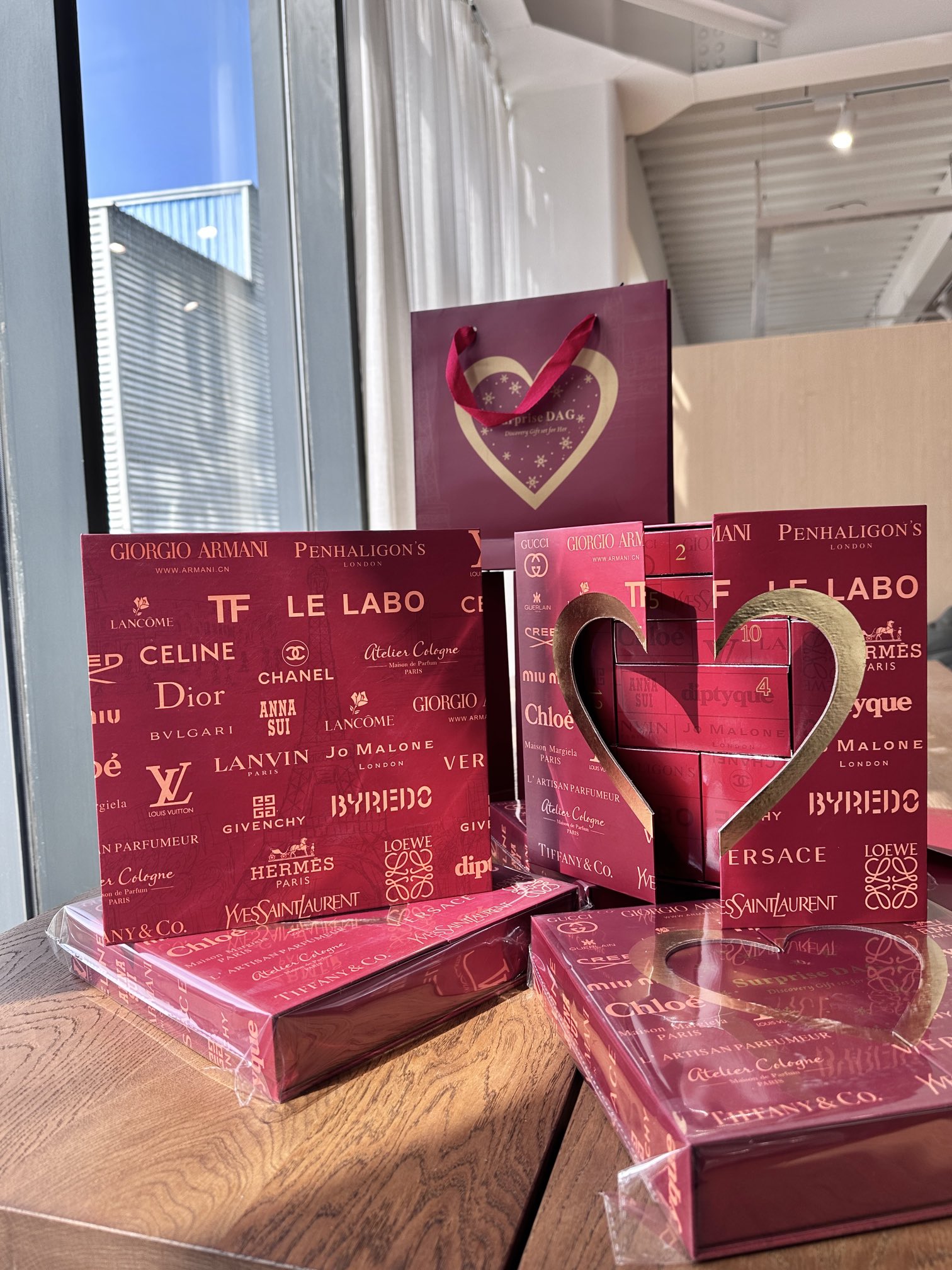 Valentine’s Day Limited Edition: Miniature Fragrance Discovery Set - Comprehensive 3