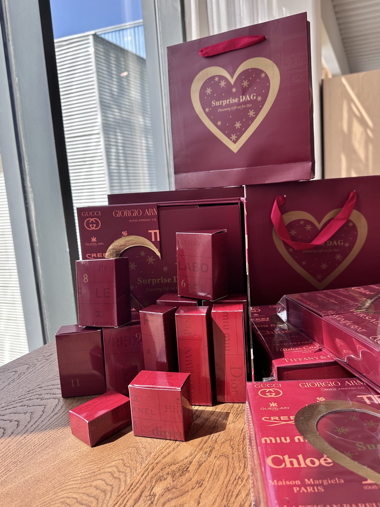 Valentine’s Day Limited Edition: Miniature Fragrance Discovery Set - Comprehensive 7
