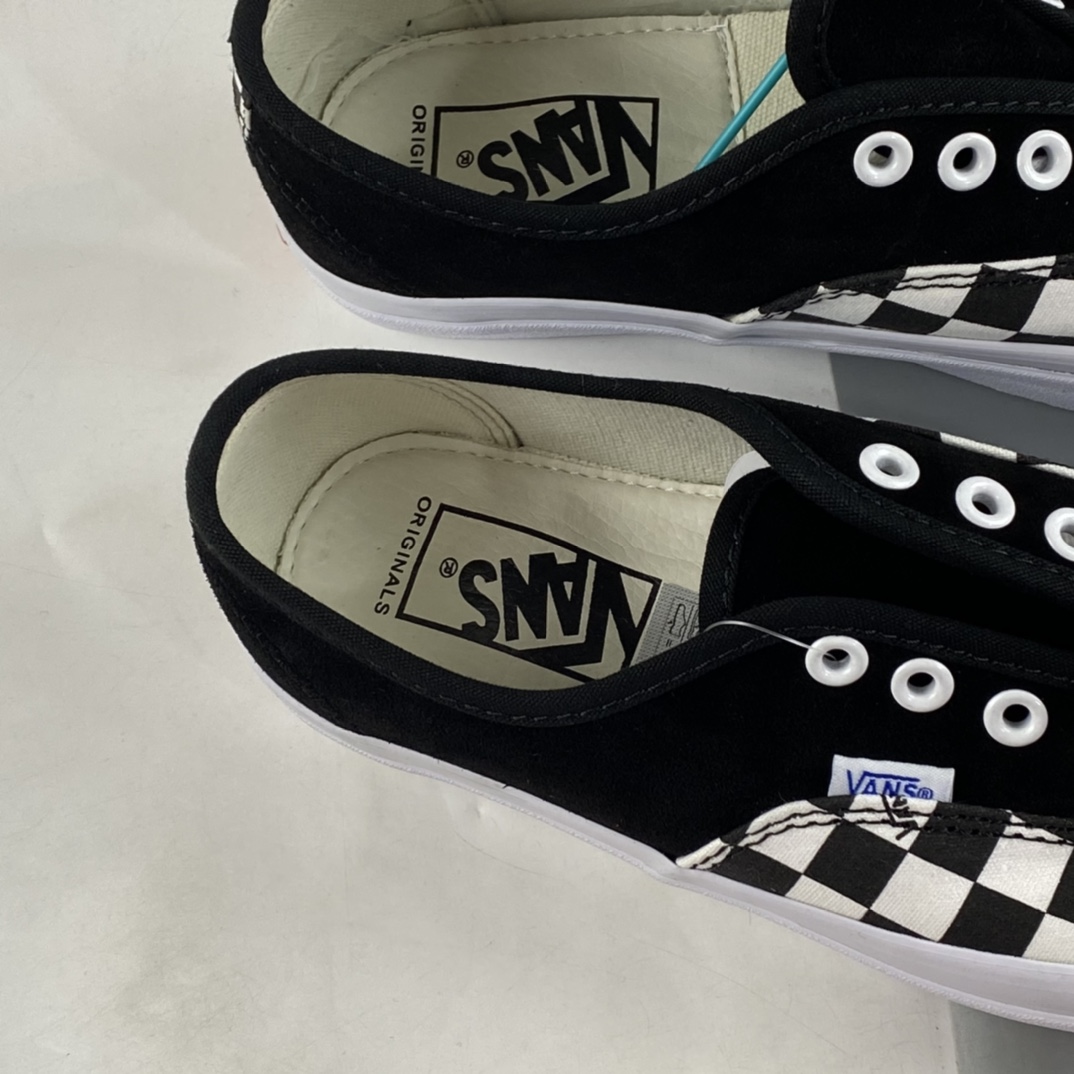 VANS VAULT OG AUTHENTIC LX black and white checkerboard color matching low-top canvas men's and women's shoes VN0A45JJVQA