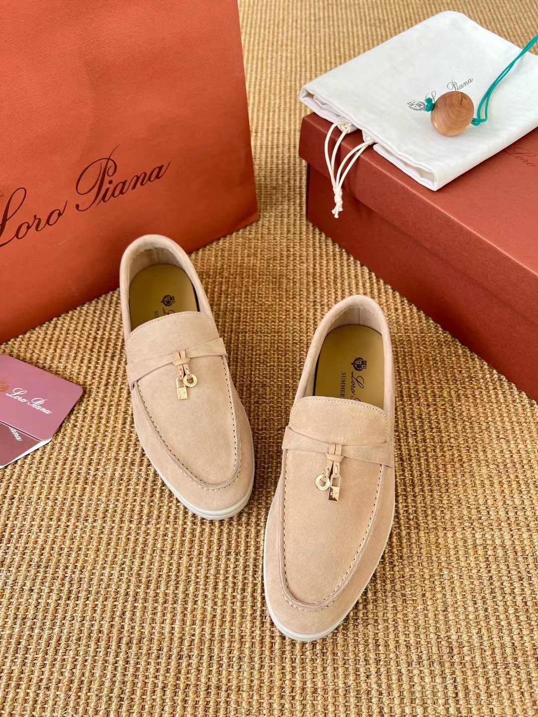 LoroPiana35-404142