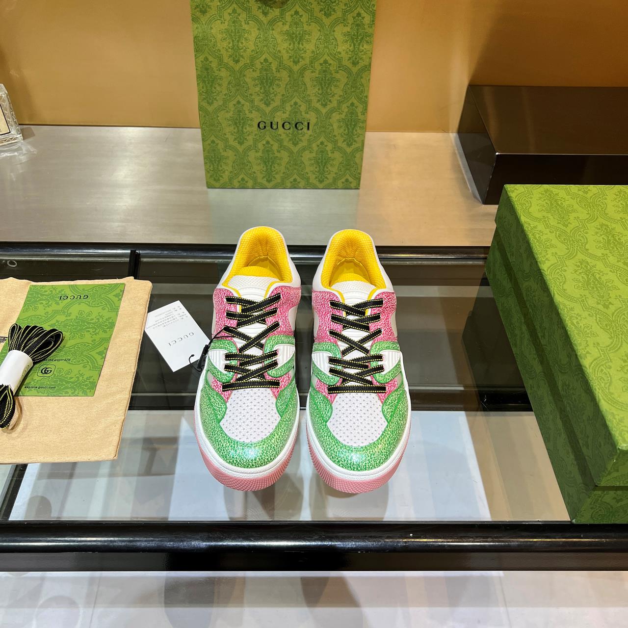versión alta, 2022Gucci zapatillas de deporte de gama baja versión superior! Nuevo colourway una a u