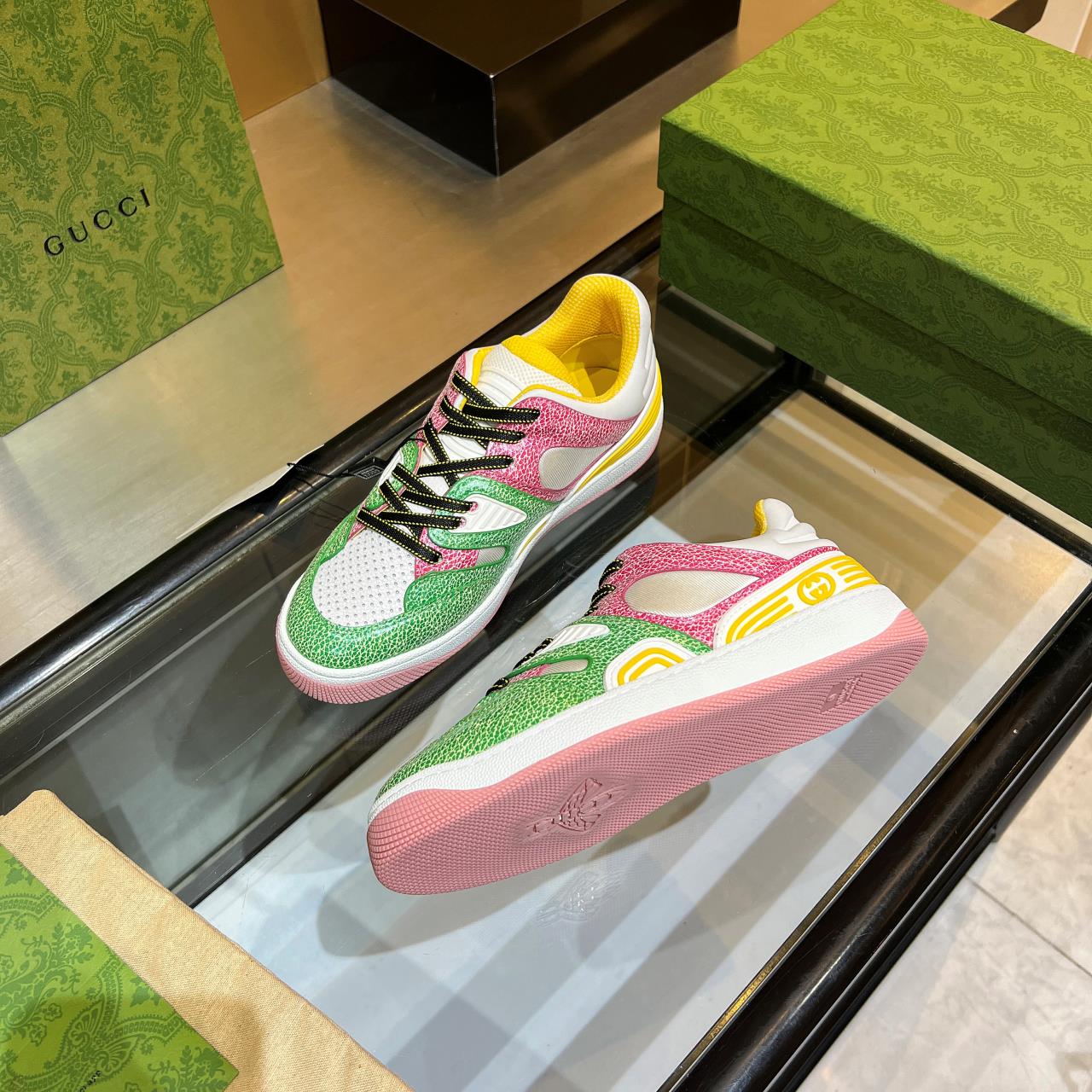 versión alta, 2022Gucci zapatillas de deporte de gama baja versión superior! Nuevo colourway una a u
