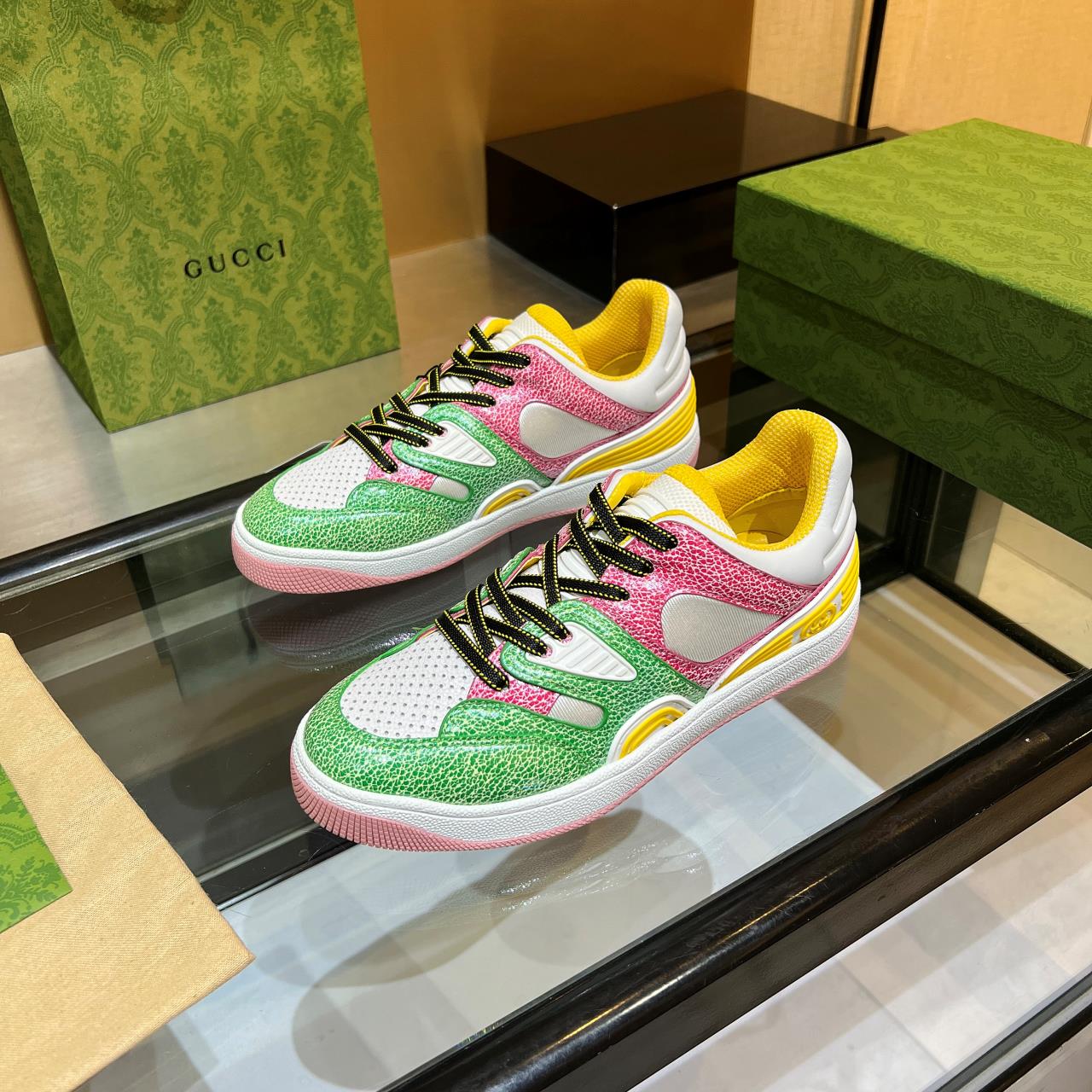 versión alta, 2022Gucci zapatillas de deporte de gama baja versión superior! Nuevo colourway una a u