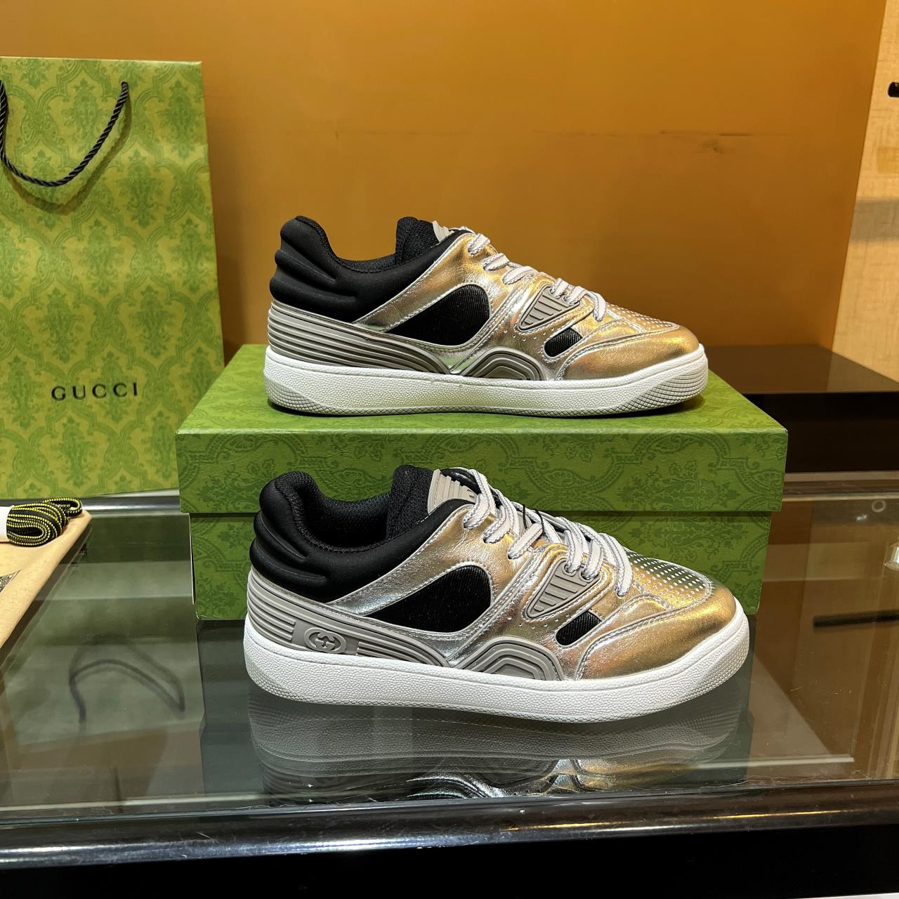 versión alta, 2022Gucci zapatillas de deporte de gama baja versión superior! Nuevo colourway una a u