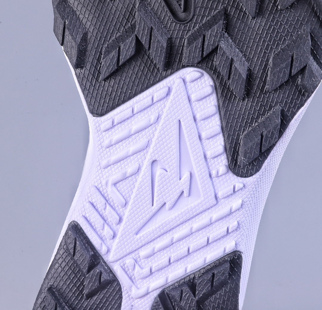 180 Nike React Pecasus Trail 4 GORE-TEX 飞马涡踪迹4代慢跑鞋DR2693-900