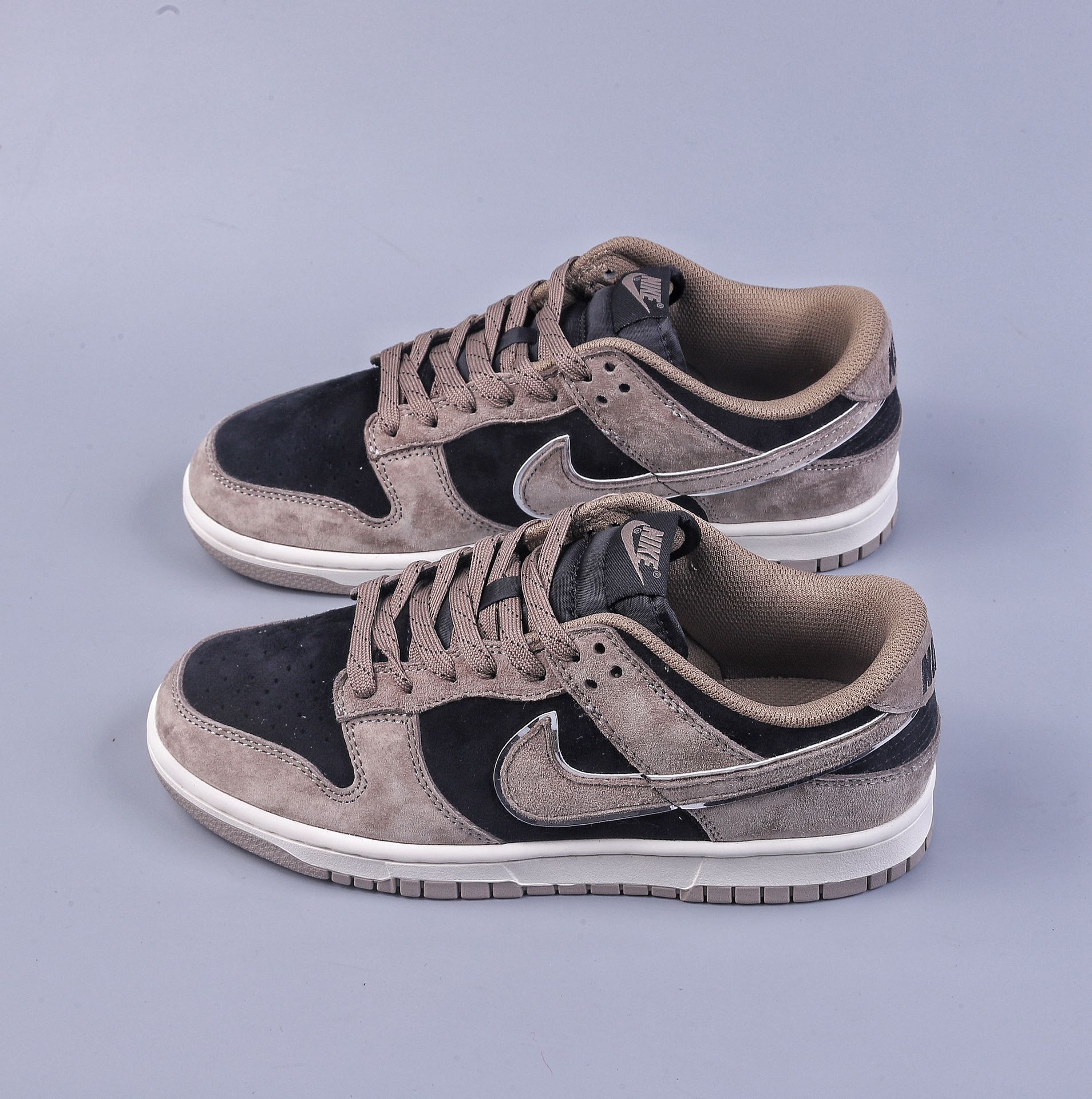 320 Nike SB Dunk Low 大友克洋 FF0918-013