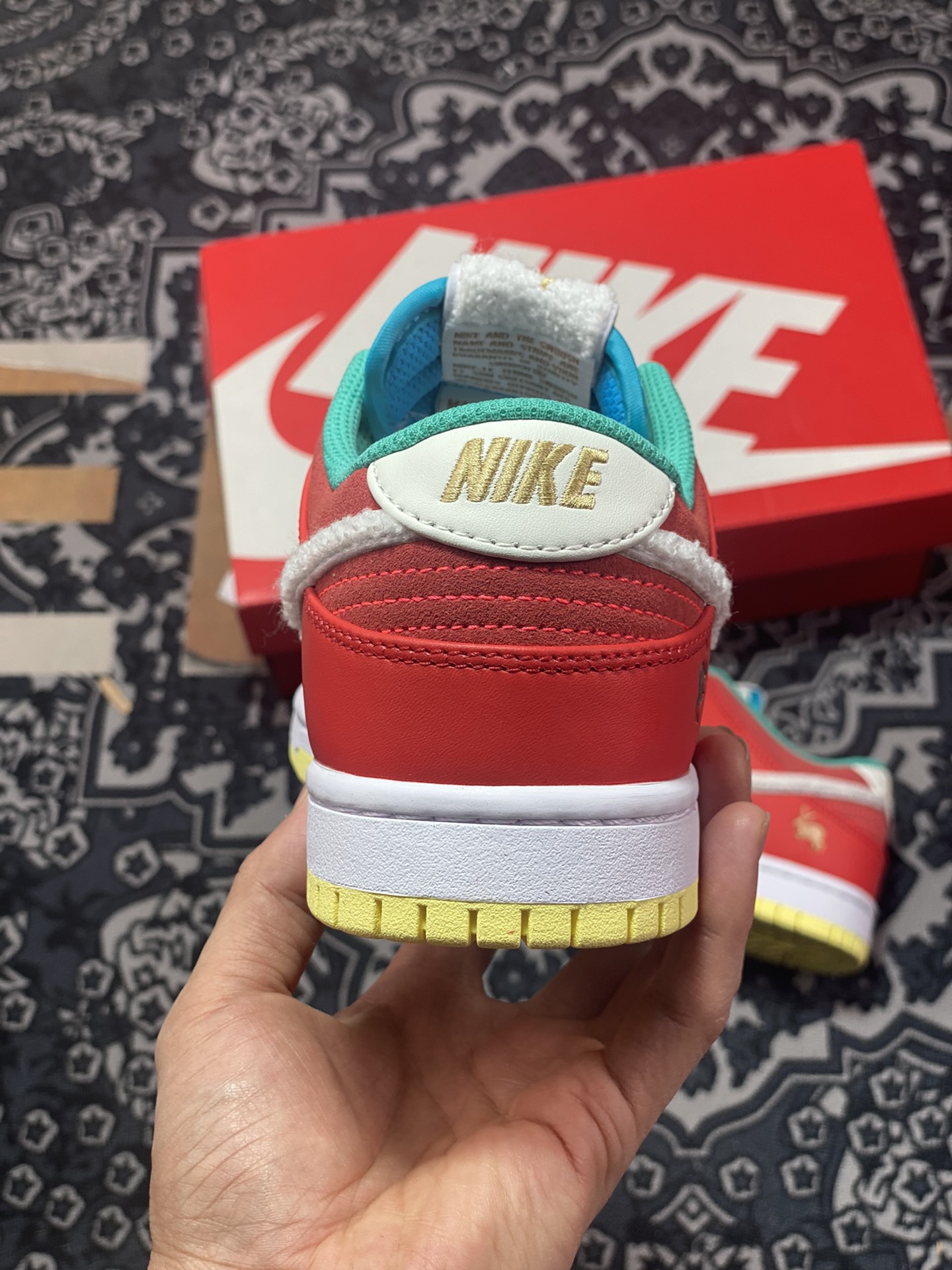 300 Nike SB Dunk Low”Year of the Rabbit”扣篮FD4203-111