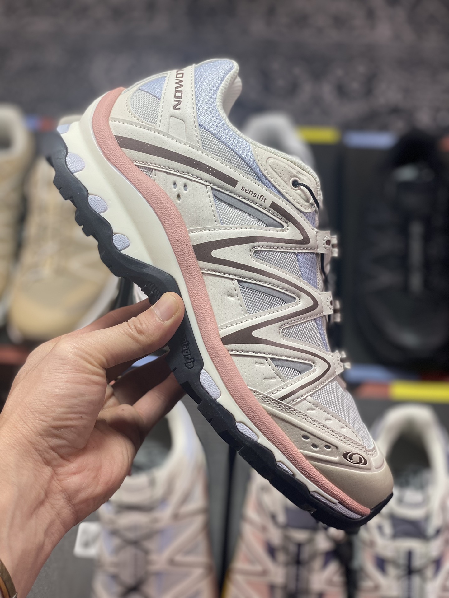 Salomon XT-Quest ADV ”Milky White” XT Explorer series trendy off-road machine running shoes ”milky white light pink blue brown” 417589