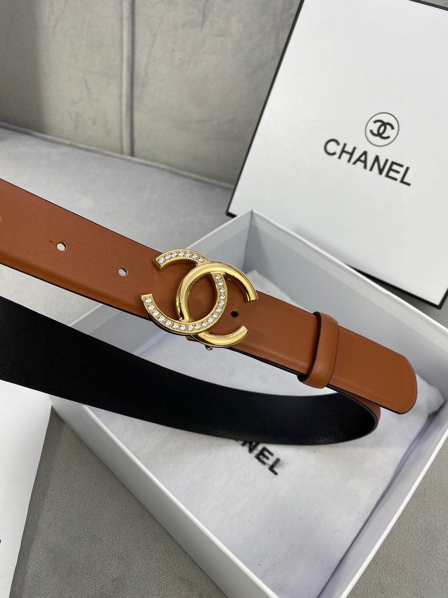 Chanel クラシック平纹/両面牛皮ベルト - 幅3.0cm