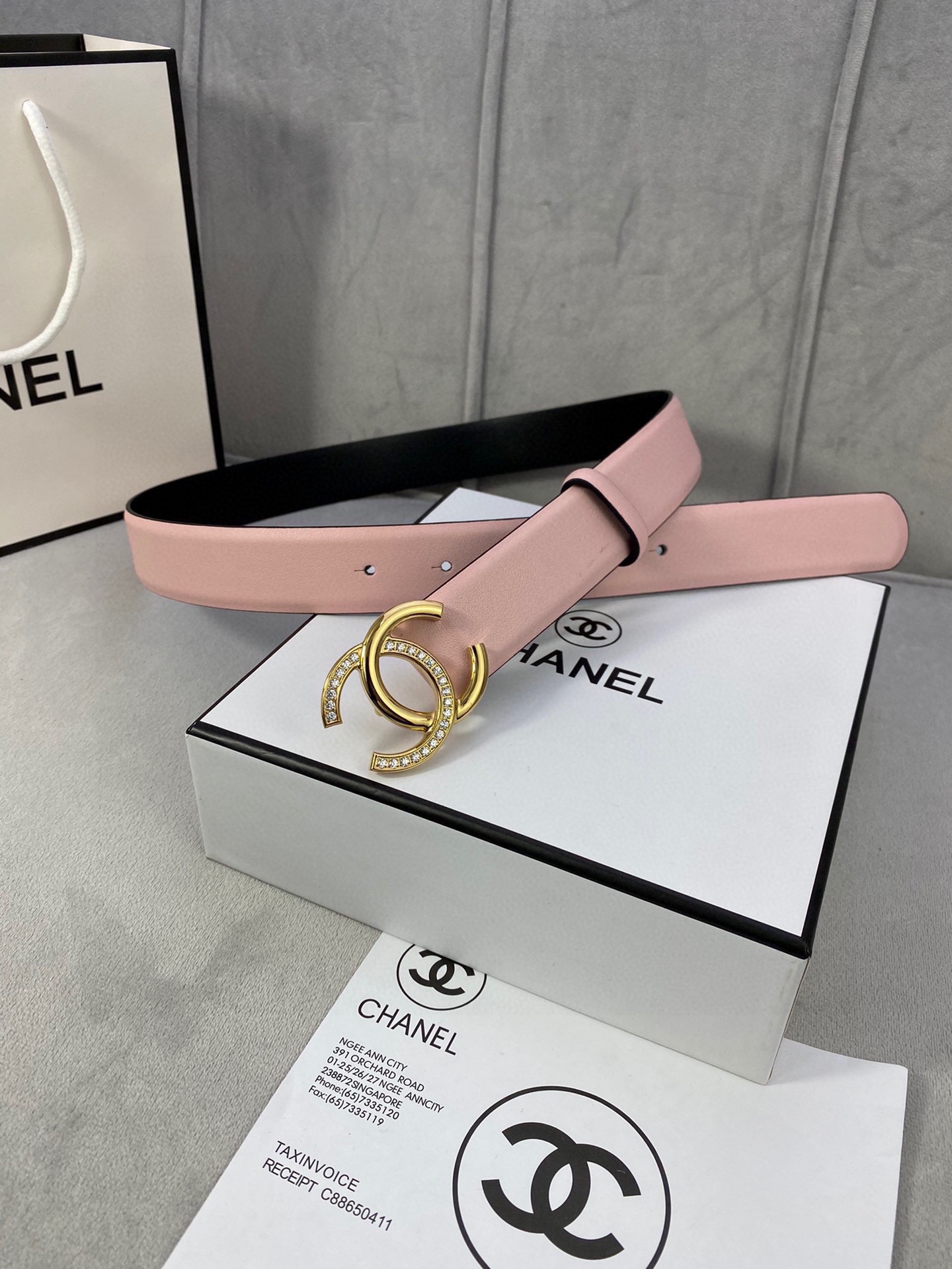 Chanel クラシック平纹/二面牛皮 金銀色鋼扣