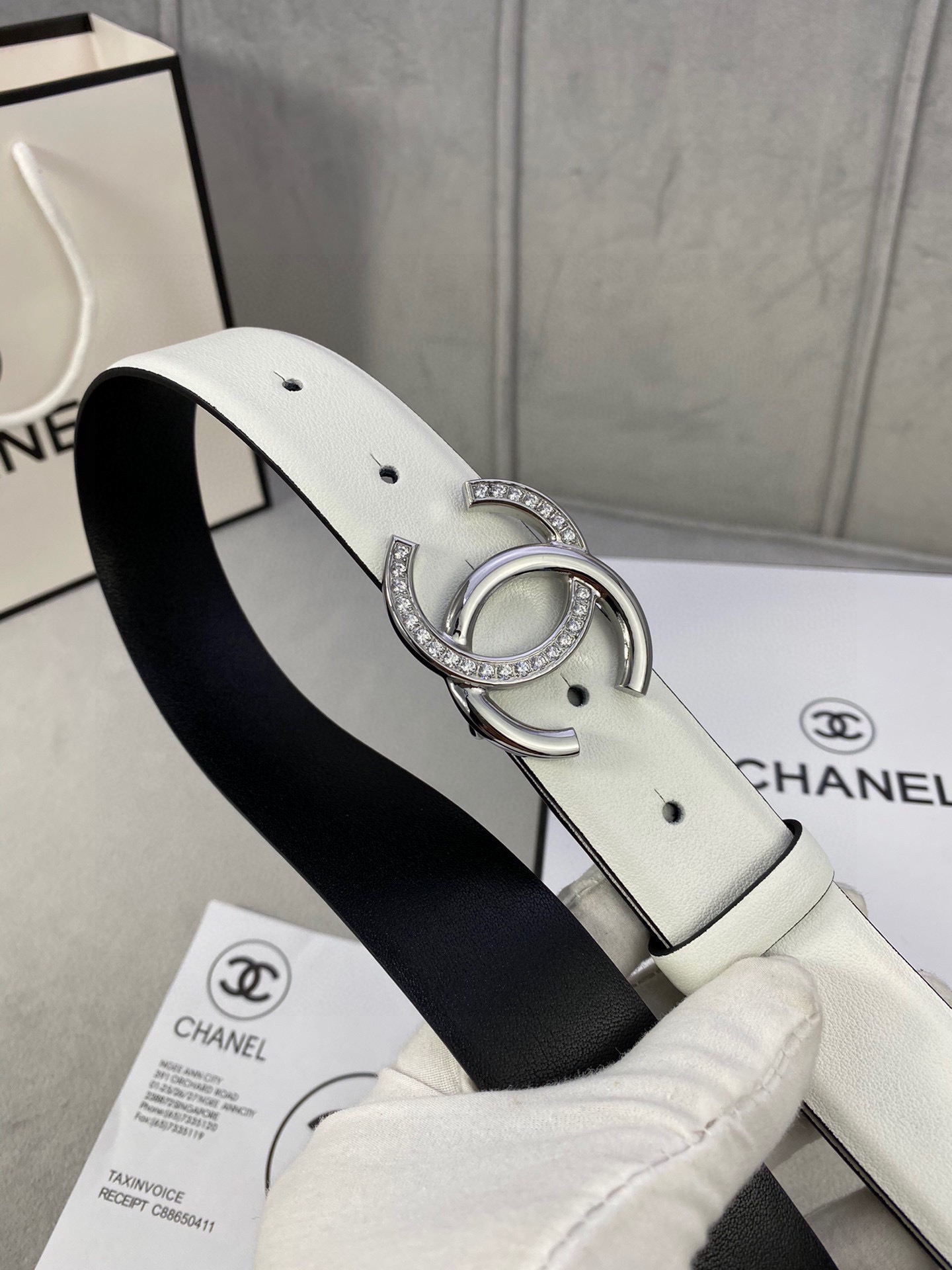 Chanel クラシック平纹牛皮ベルト - 幅3.0cm・金銀色ダイヤモンド装飾