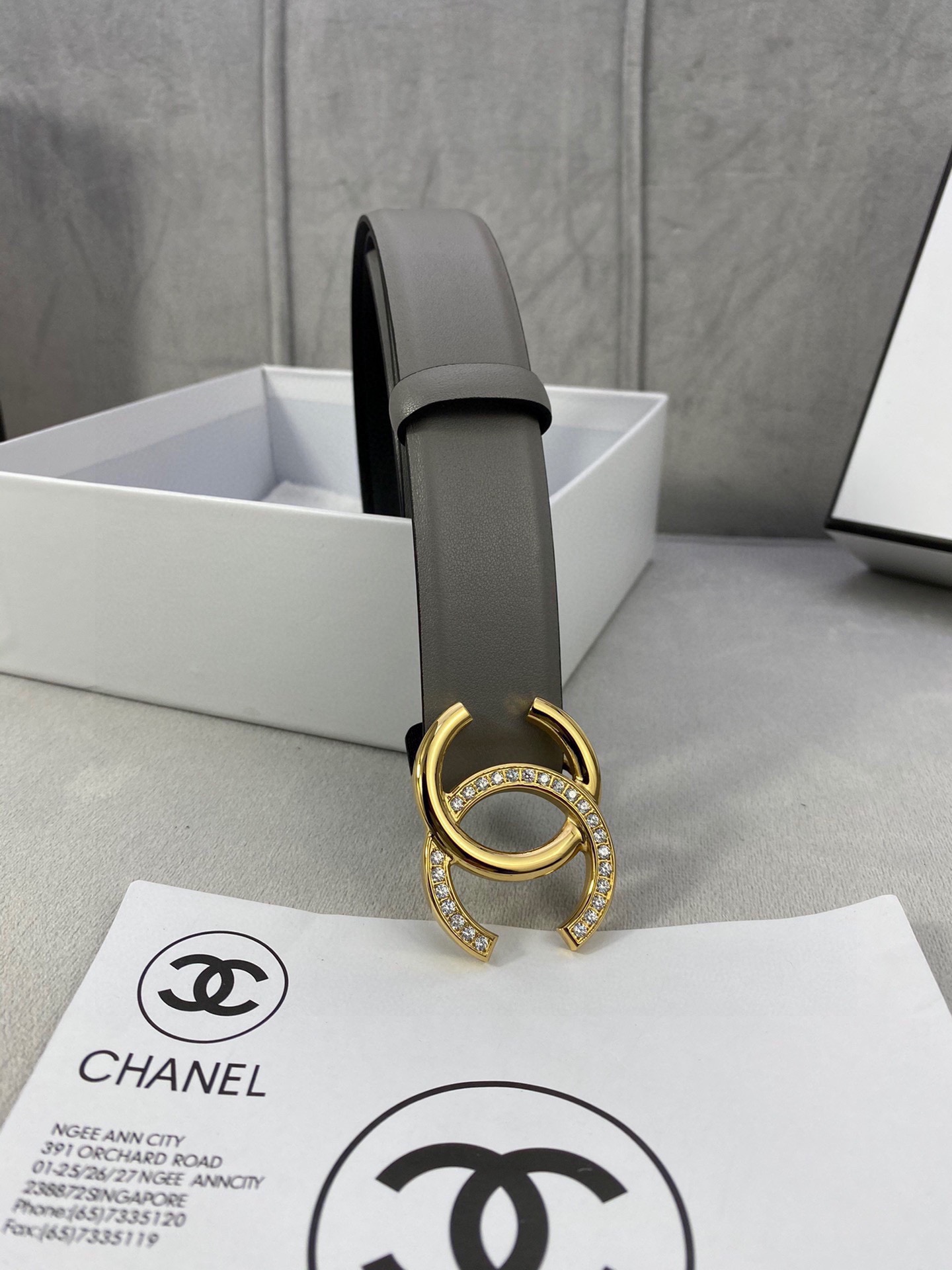 Chanel クラシック平纹牛皮ベルト - 3.0cm幅の洗練されたデザイン