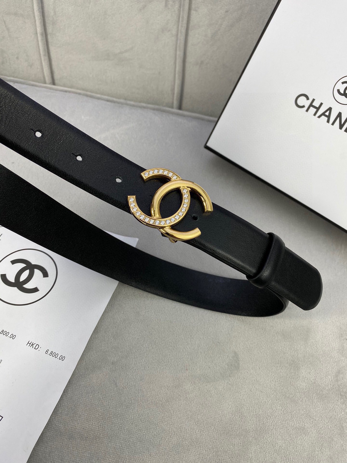 Chanel 经典款平纹牛皮ベルト 幅3.0cm 銀色镶钻钢扣