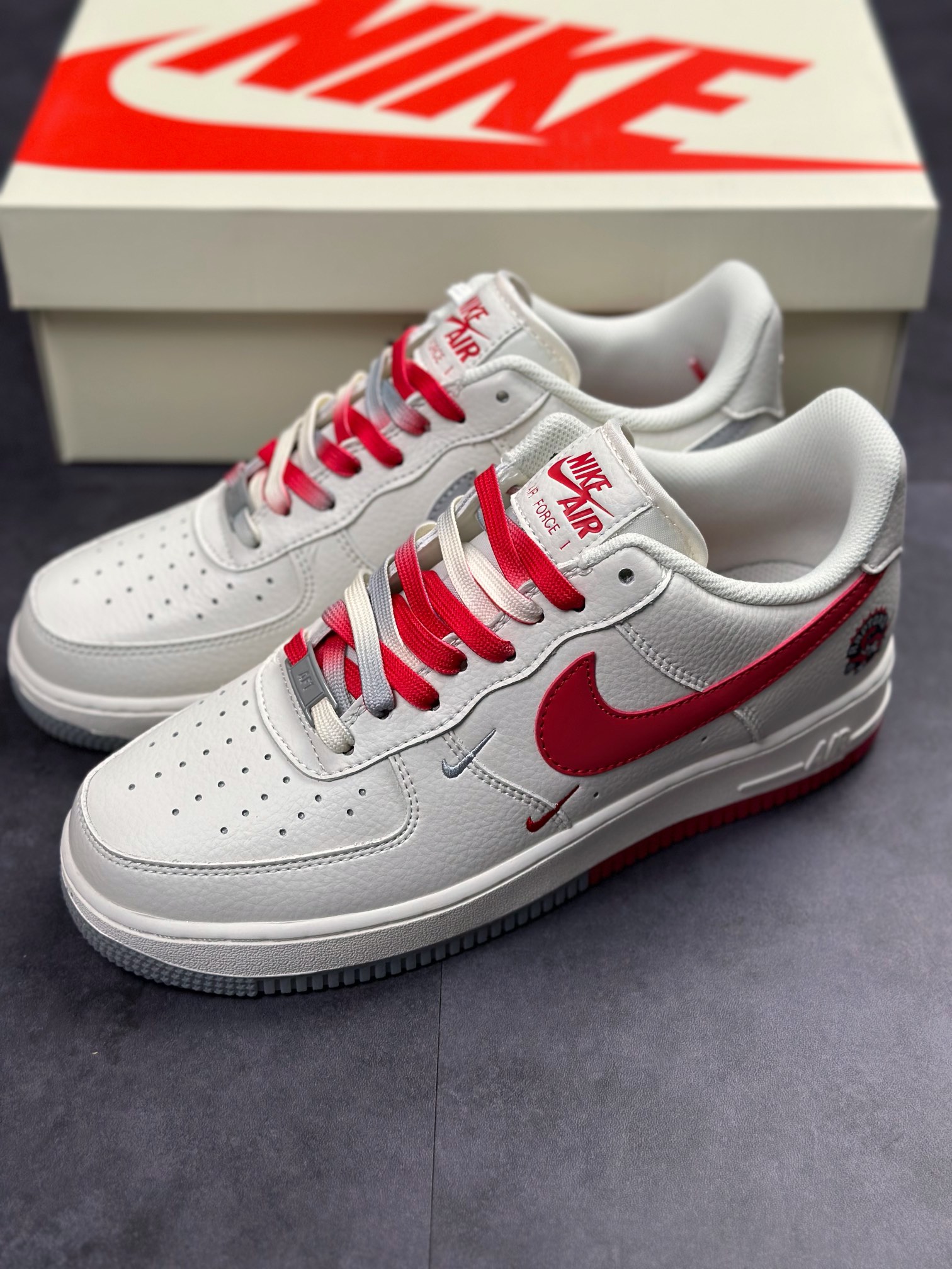 260 Nike Air Force 1 Low 07 多伦多猛龙队 CH2608-216