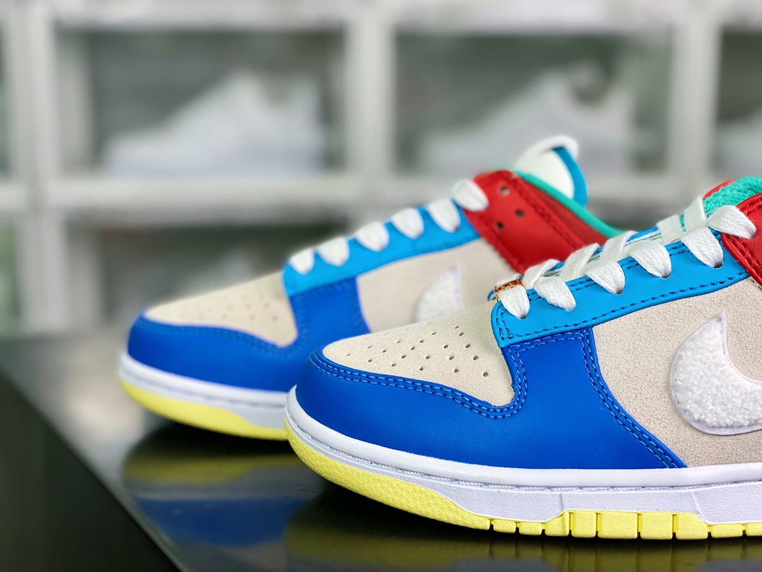 300  SB Dunk Low”Year of the Rabbit”扣篮系列低帮FD4203-111