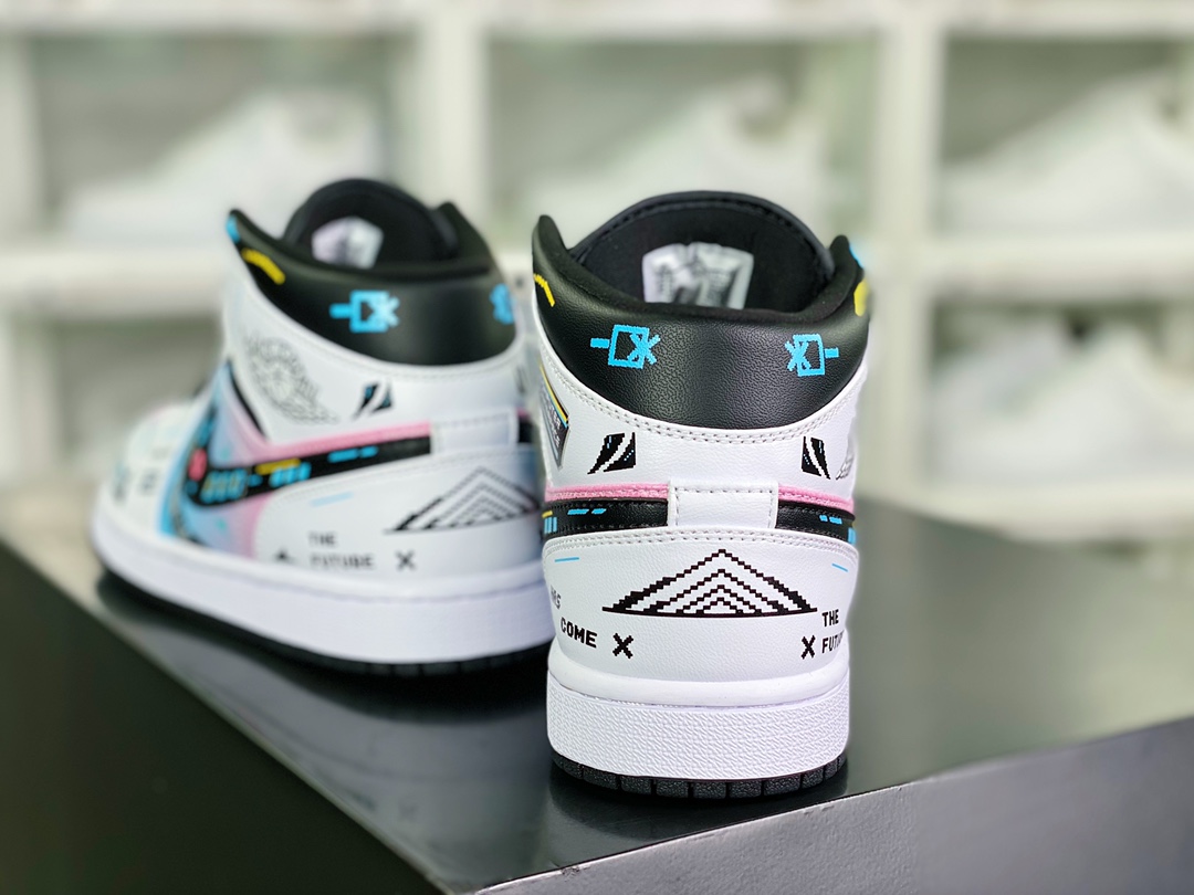 280 Air Jordan 1 Mid SE”Game Console/Loading...’”554724-170