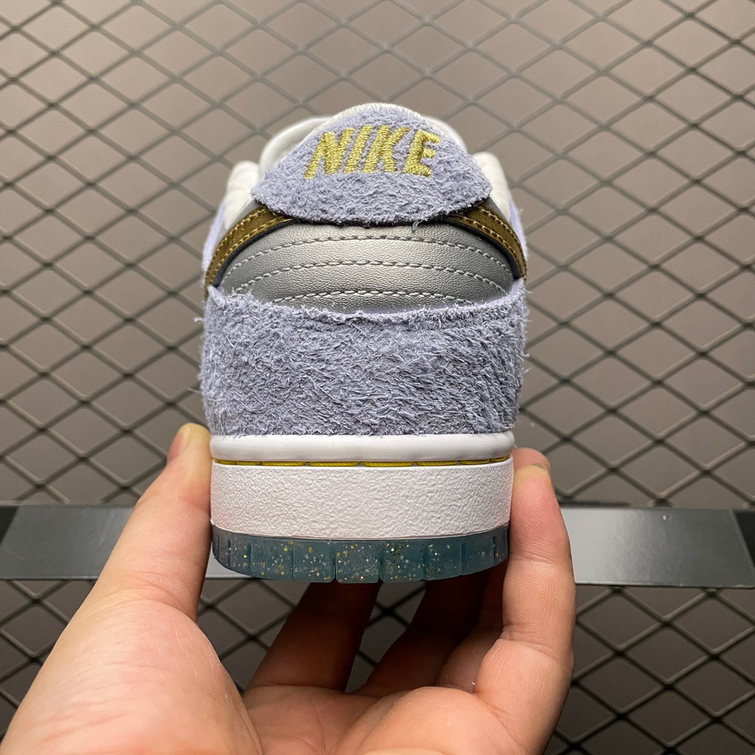  纯原 Sean Cliver × NK SB Dunk Low Pro QS Holiday Spec