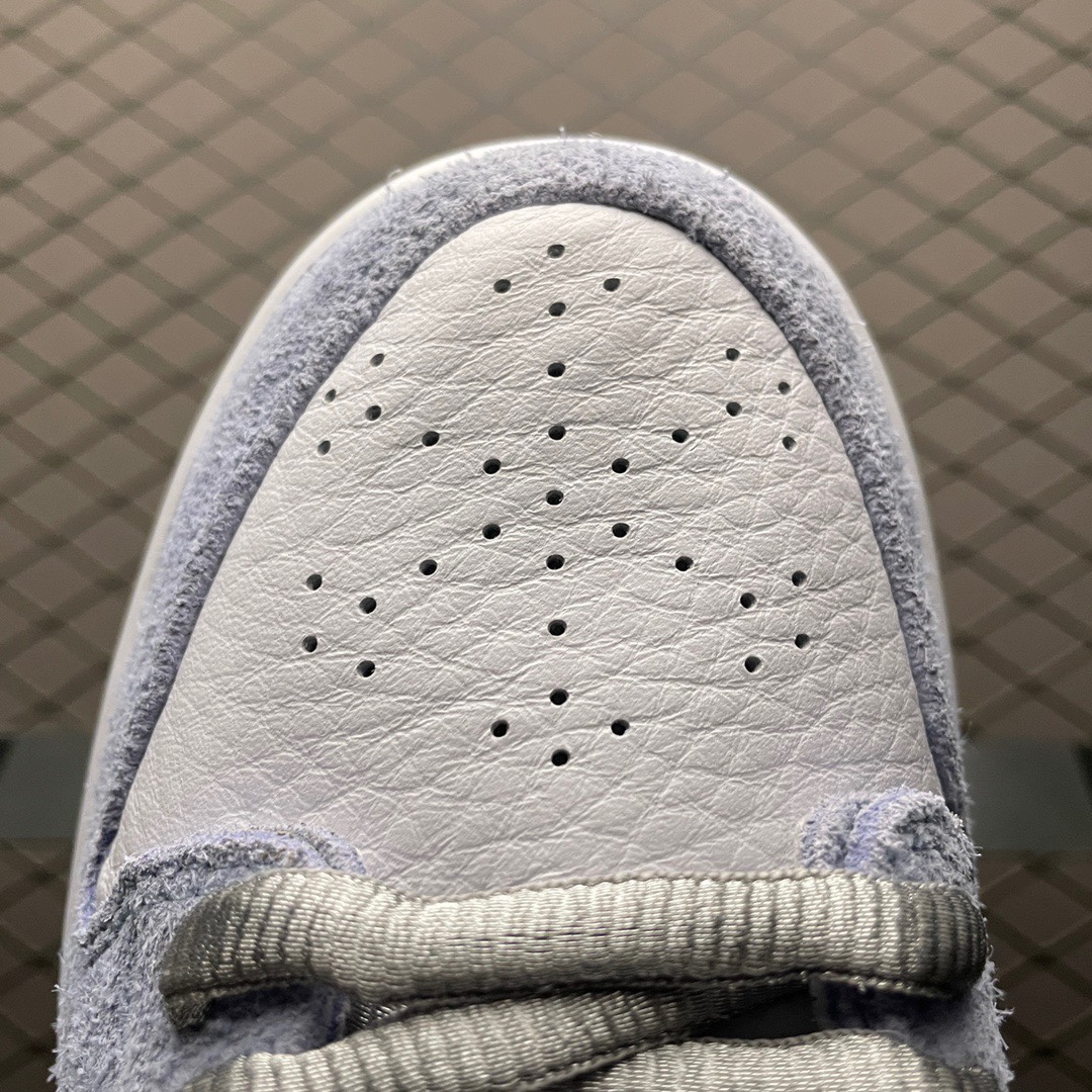  纯原 Sean Cliver × NK SB Dunk Low Pro QS Holiday Spec