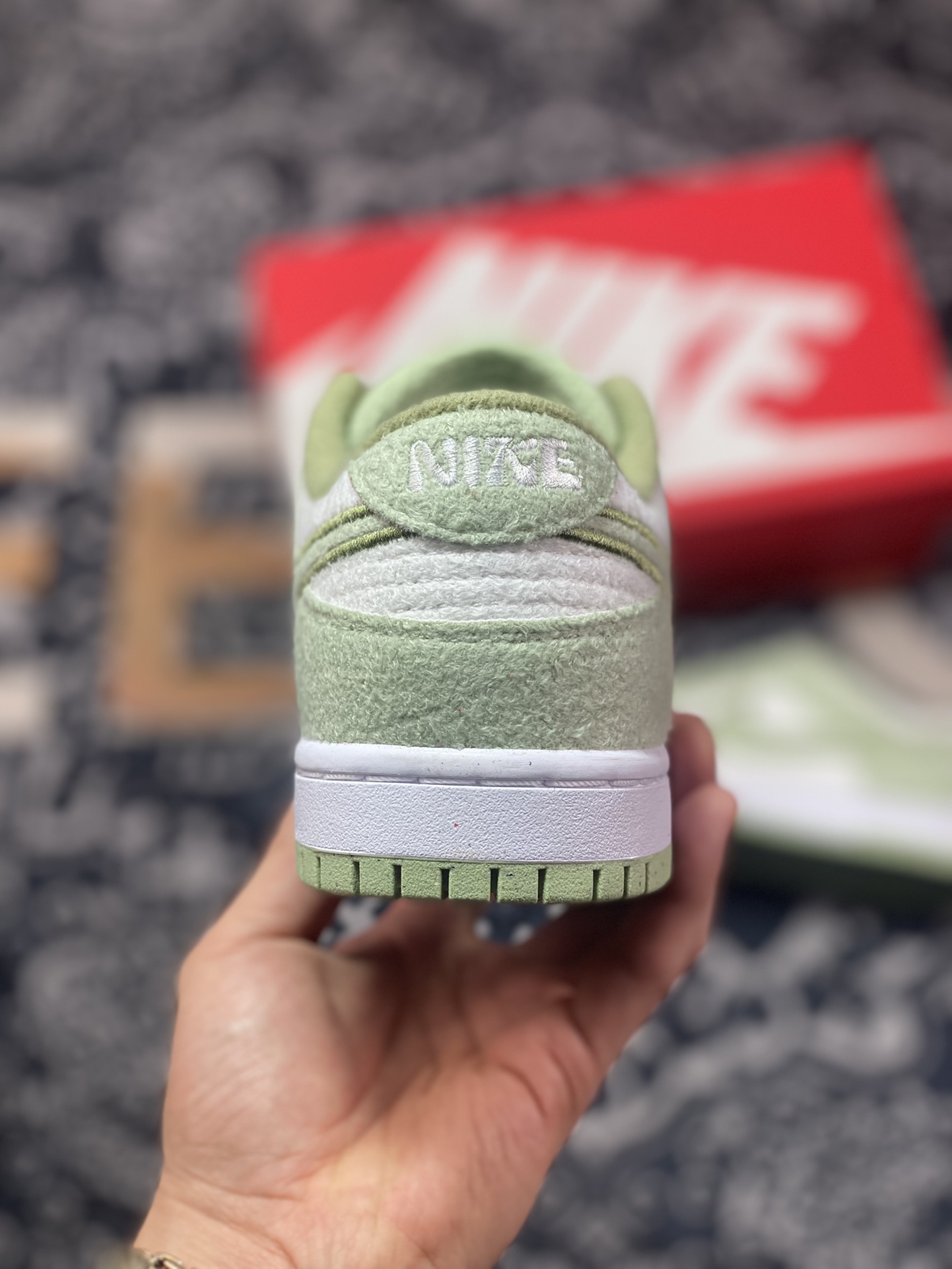300 耐克Nike SB Dunk Low”Fleece”扣篮系列低帮休闲运动滑板板鞋DQ7579-300