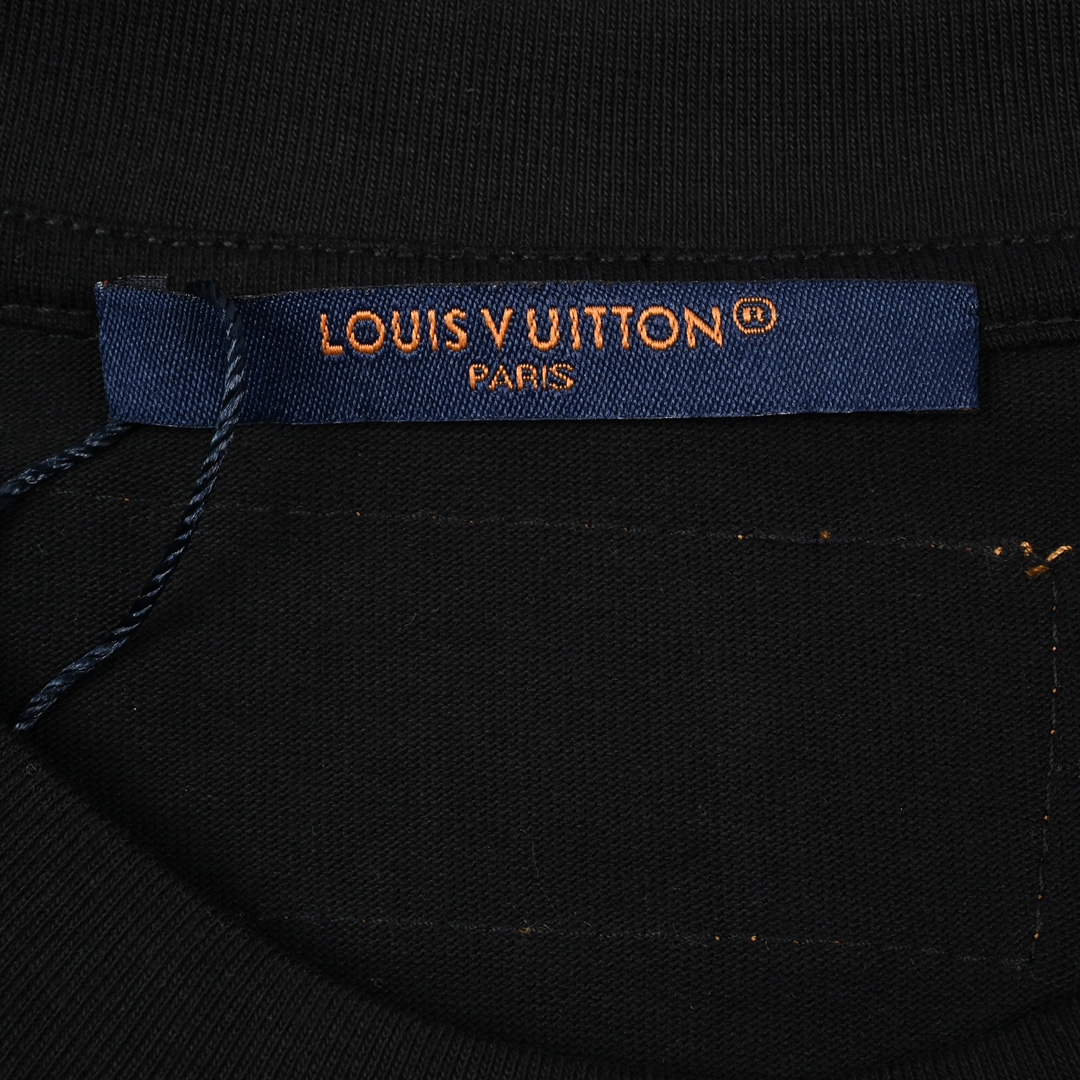 170 LOUIS VUITTON SS23 图案印花圆领短袖T恤