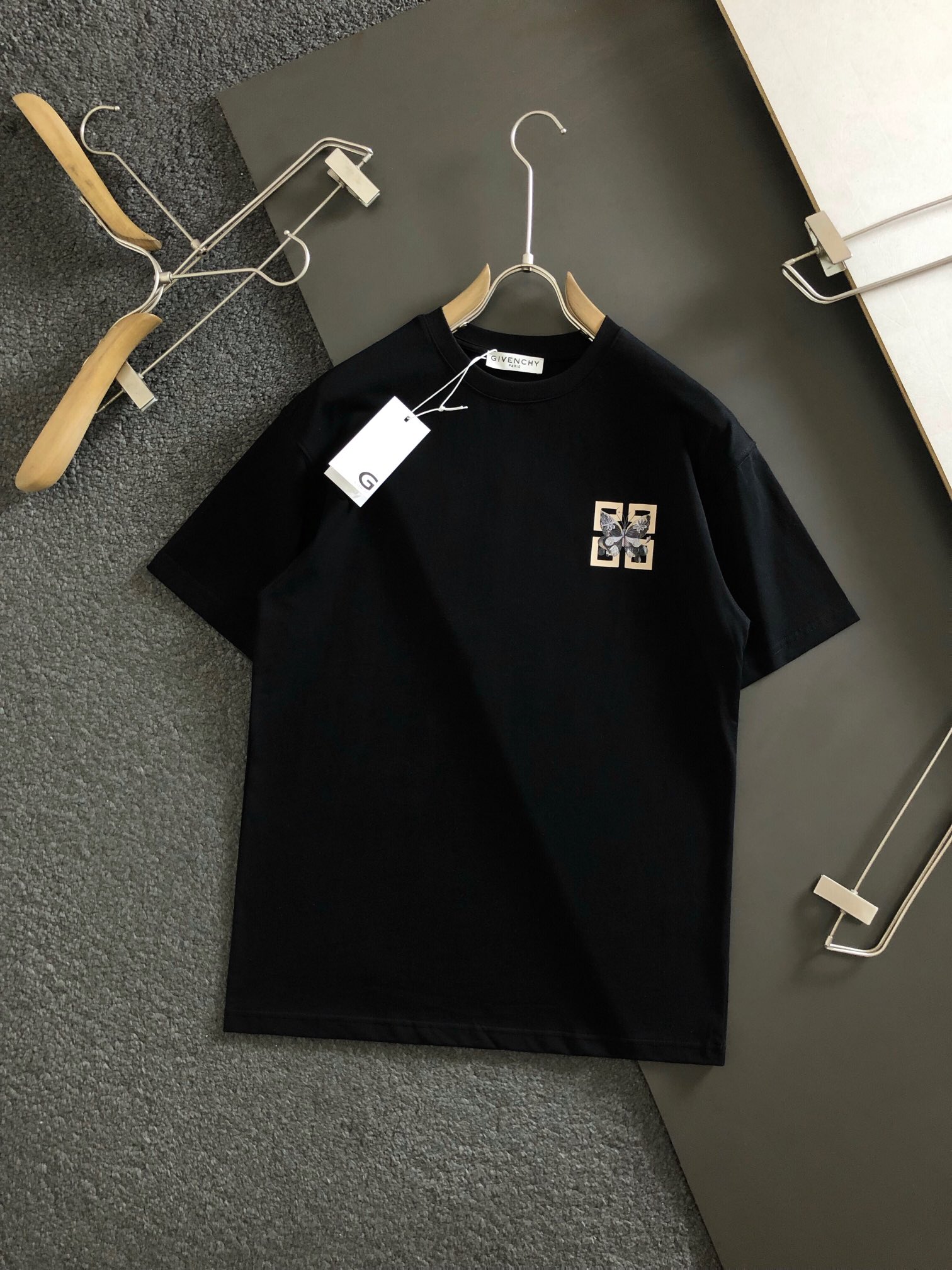 Las últimas mangas cortas estampadas de L Givenchy, mangas cortas originales de mostrador de alta calidad, telas import…