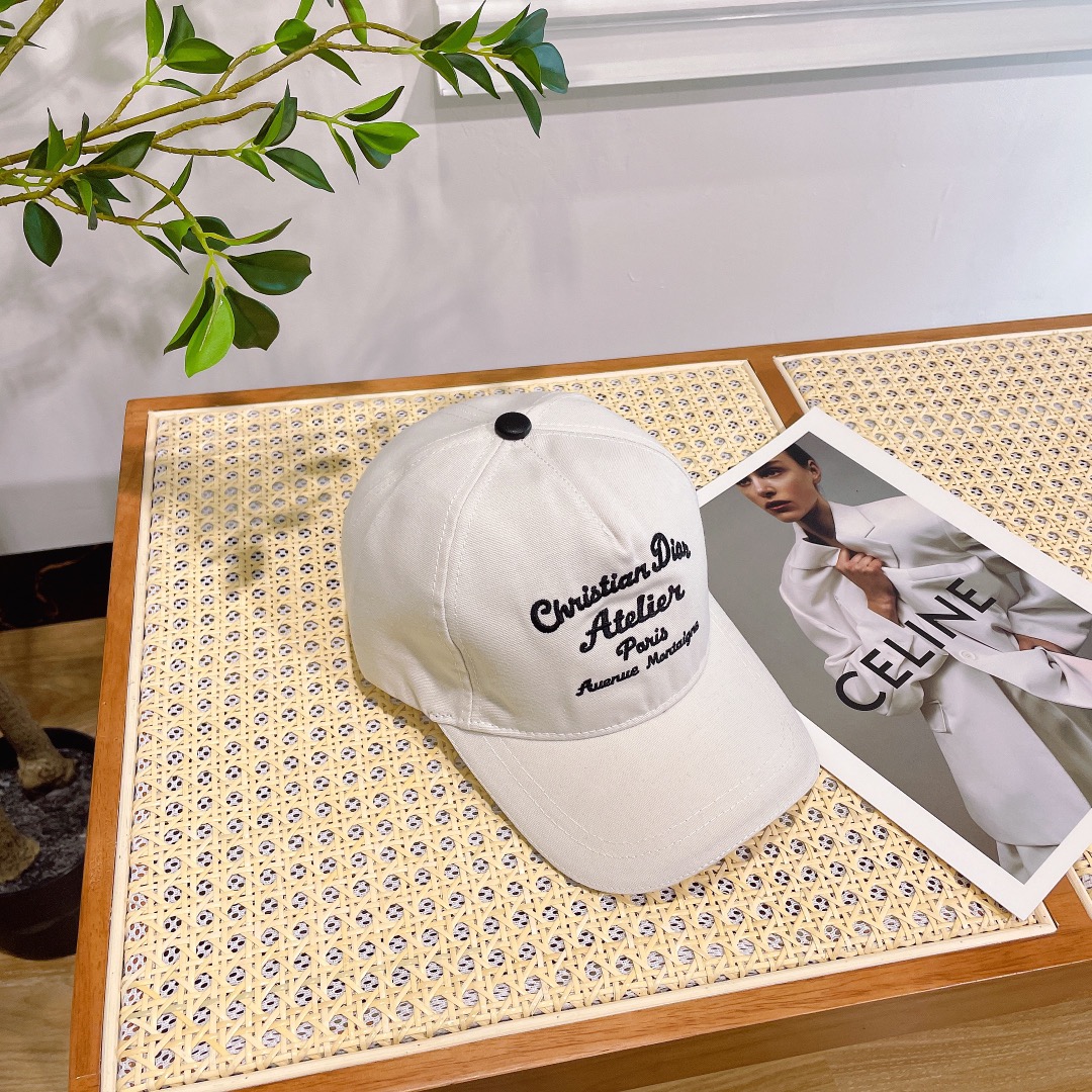 Dior迪奥2023新款走量刺绣棒球帽