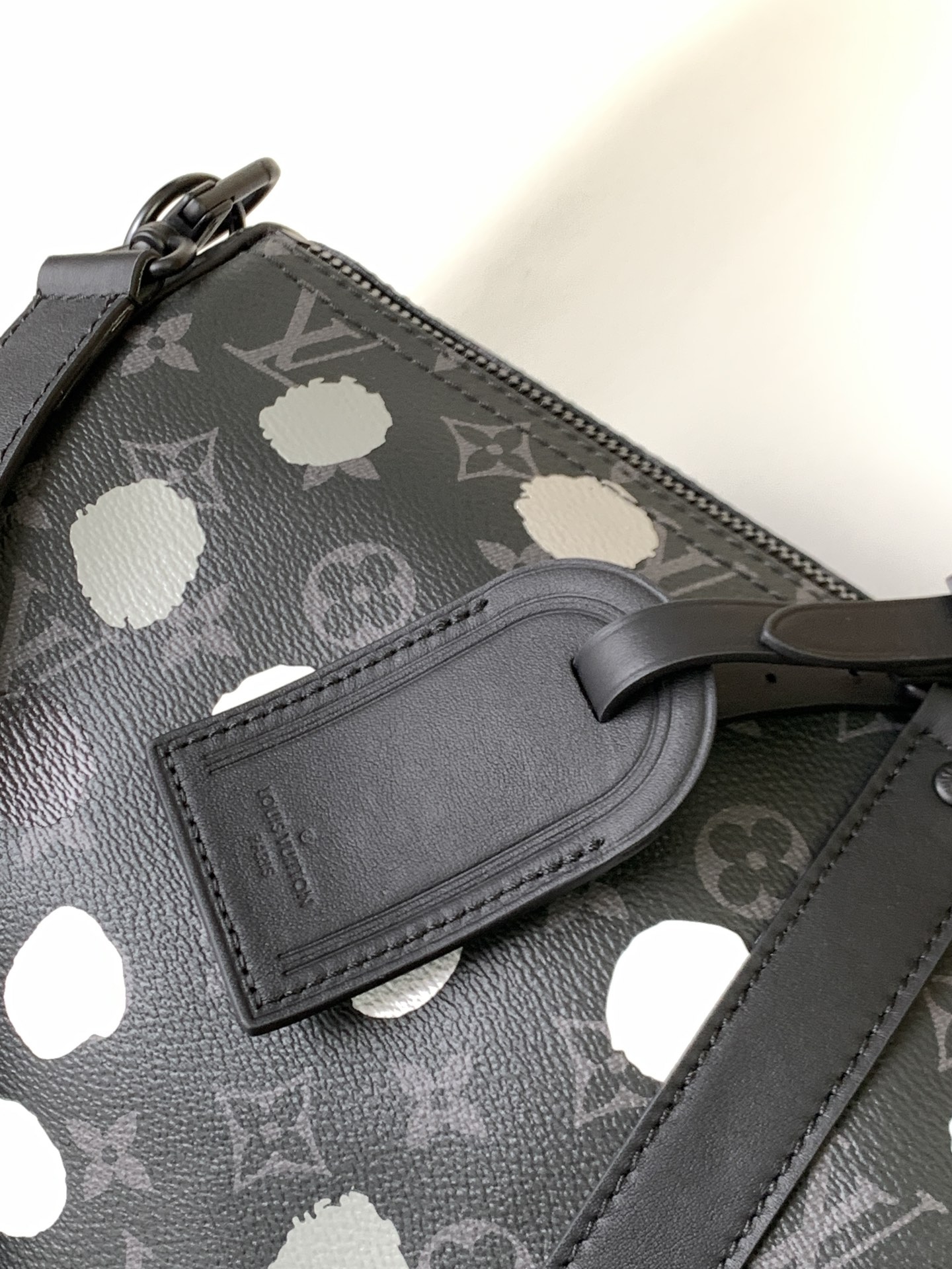 Louis Vuitton Luxury Handbag Collection 5