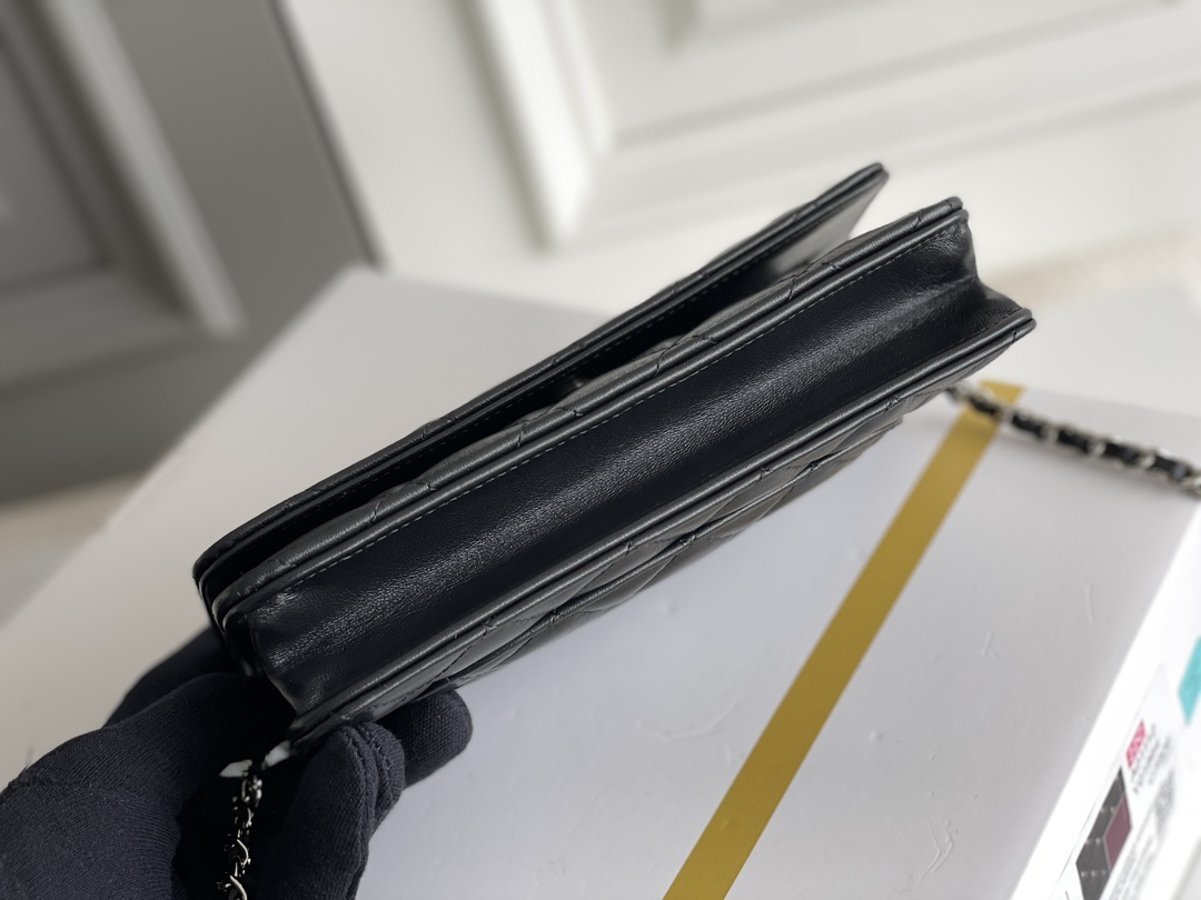 🌼现货 白金版▪️正品级 包装如图全新到货♡经典升级磁扣𝑤𝑜𝑐黑羊超便捷好用的链条小包◛多种链条调节小背