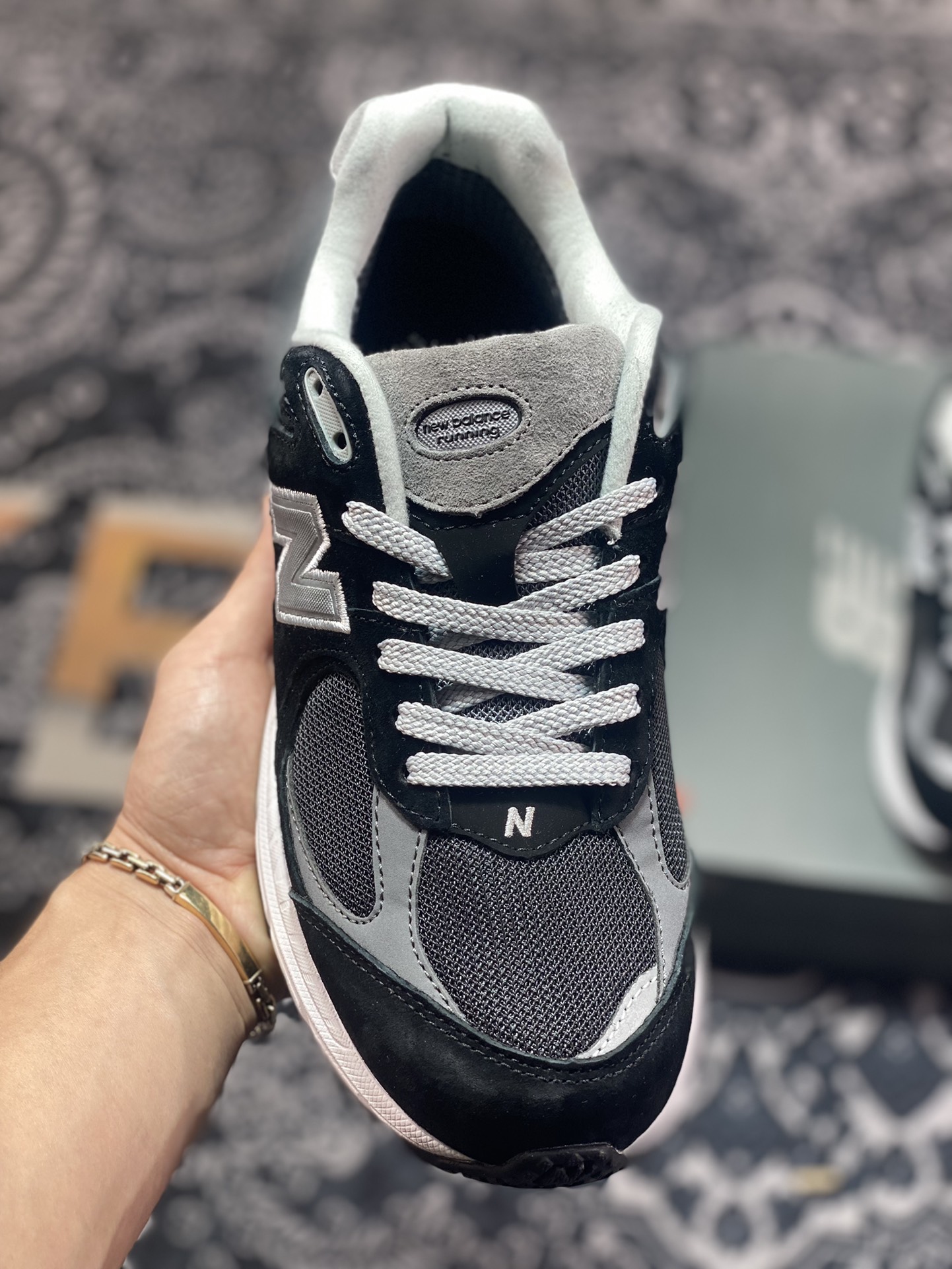 New Balance 2002R Gore-Tex ”Castlerock” series jogging shoes ”Black, gray and white waterproof” M2002RXD