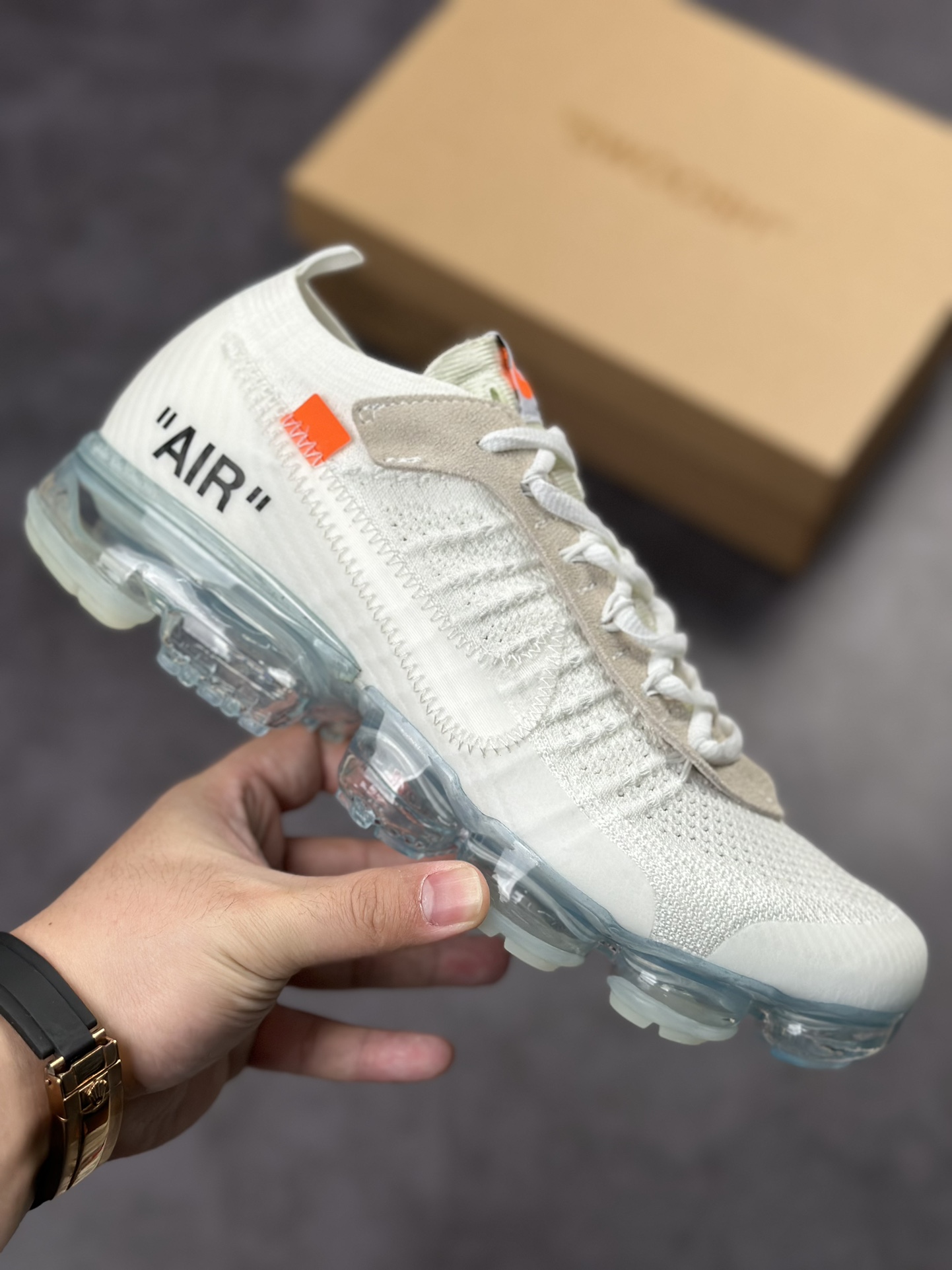 280 Off White x Nike Vapor Max 蒸汽大气垫慢跑鞋 AA3831-100