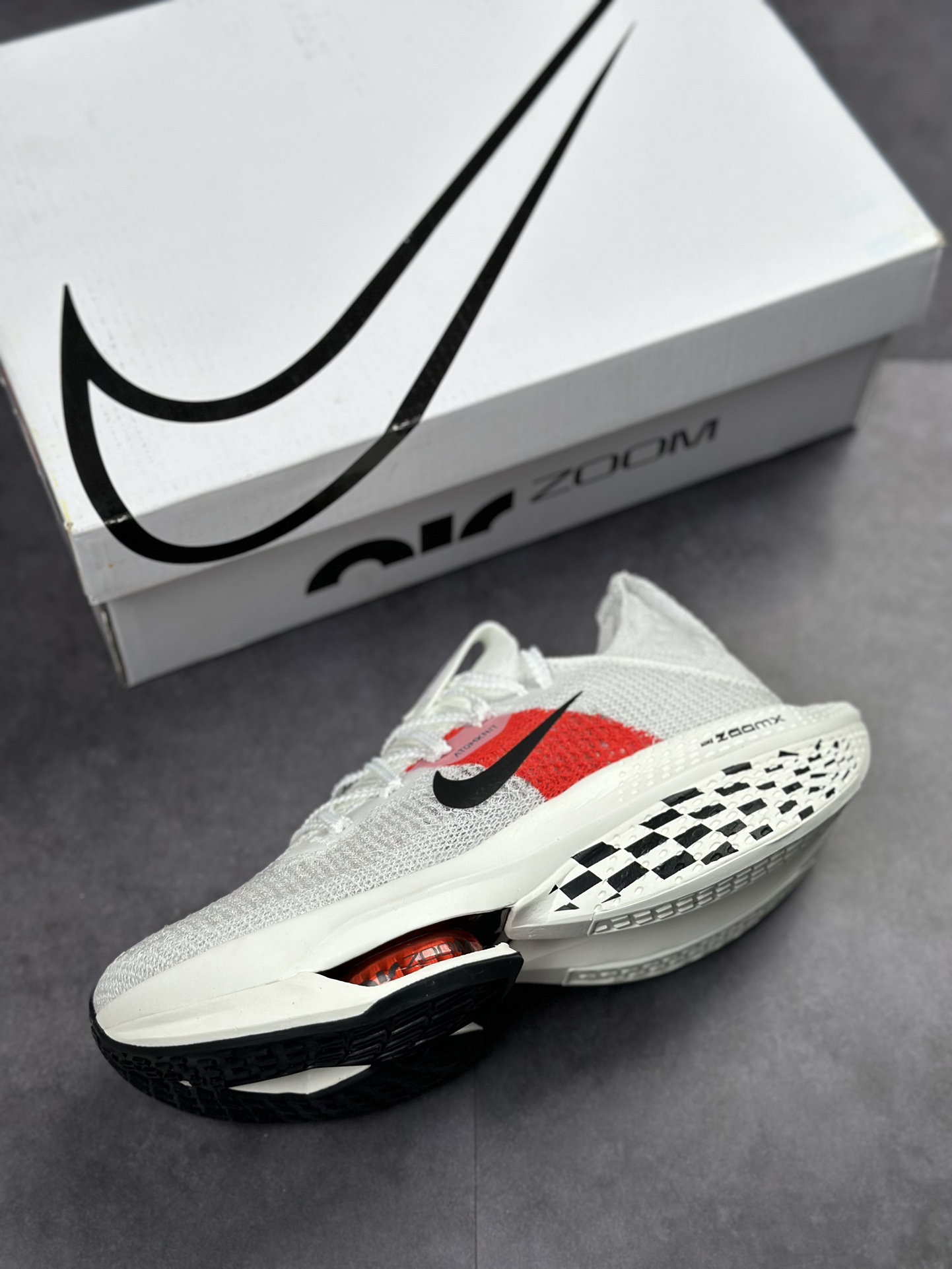 300 Nike Air Zoom Alphafly NEXT% 2 Proto 马拉松3.0高性能跑鞋 DJ6206-130