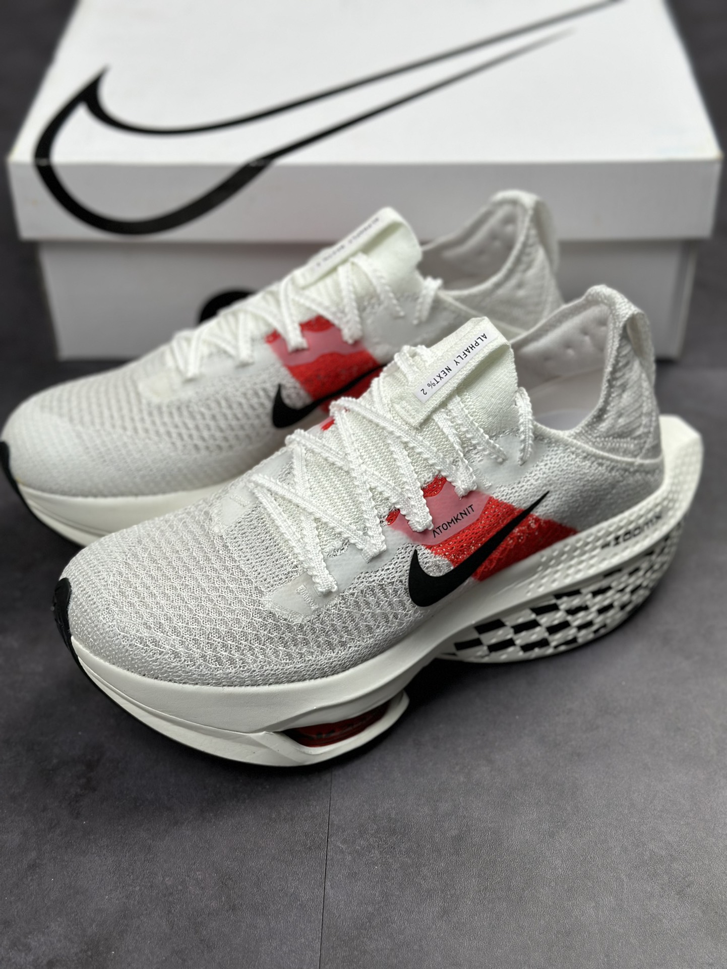 300 Nike Air Zoom Alphafly NEXT% 2 Proto 马拉松3.0高性能跑鞋 DJ6206-130