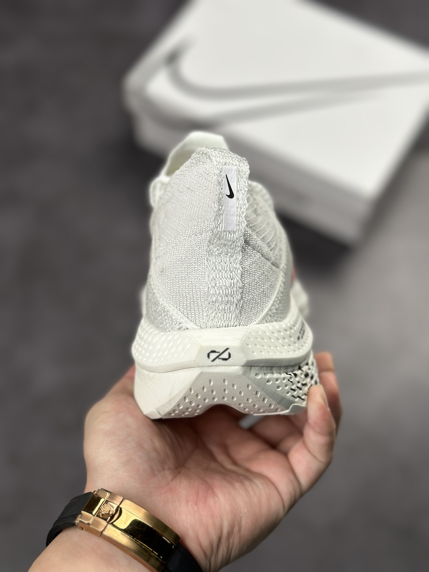 300 Nike Air Zoom Alphafly NEXT% 2 Proto 马拉松3.0高性能跑鞋 DJ6206-130