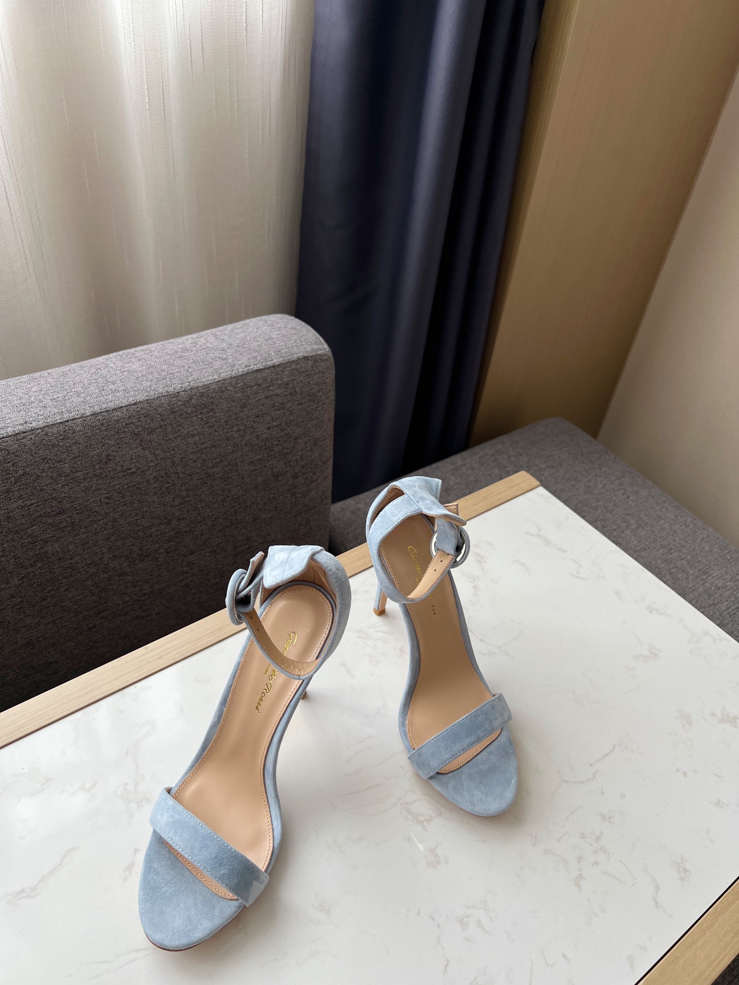Gianvito Rossi Eiko Stiletto низкие каблуки сандалии шлепанцы козья кожа + сетка + чешские стразы 10.5cm/8cm