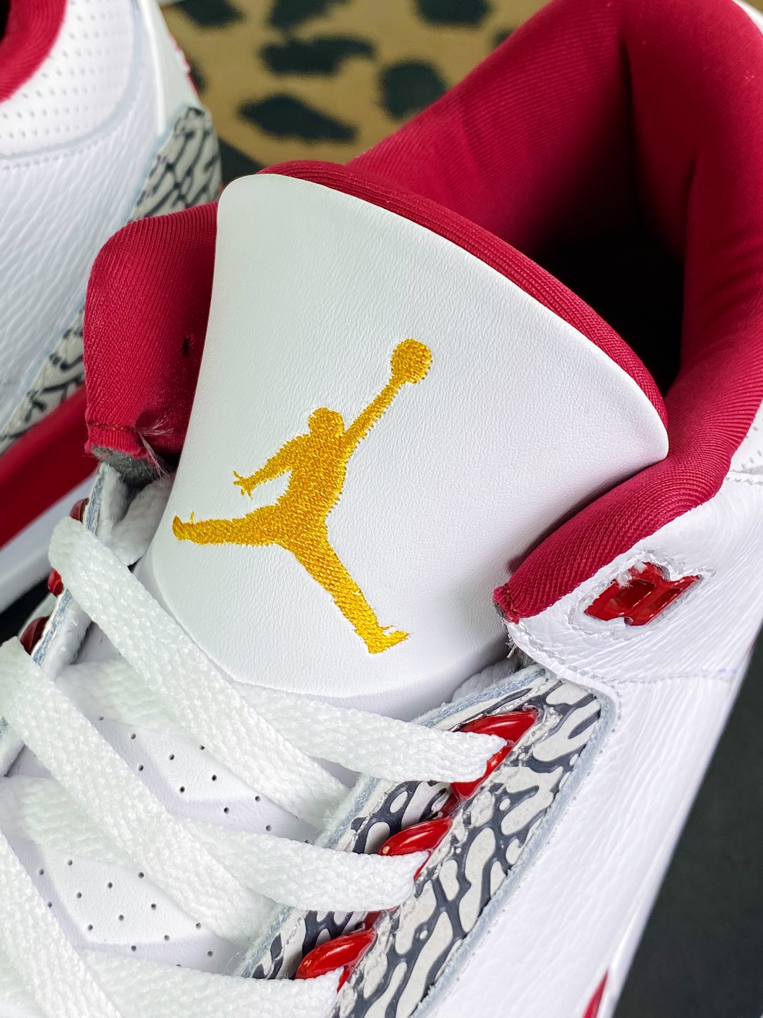 300 Air Jordan 3 Retro”Cardinal Red”迈克尔·乔丹AJ3代中帮CT8532-126