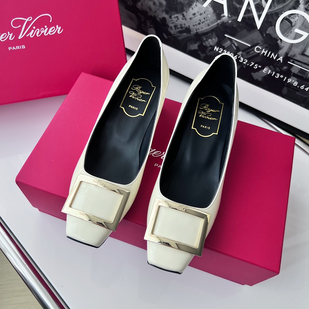 NO:237865,RV 4.5m horn heel 