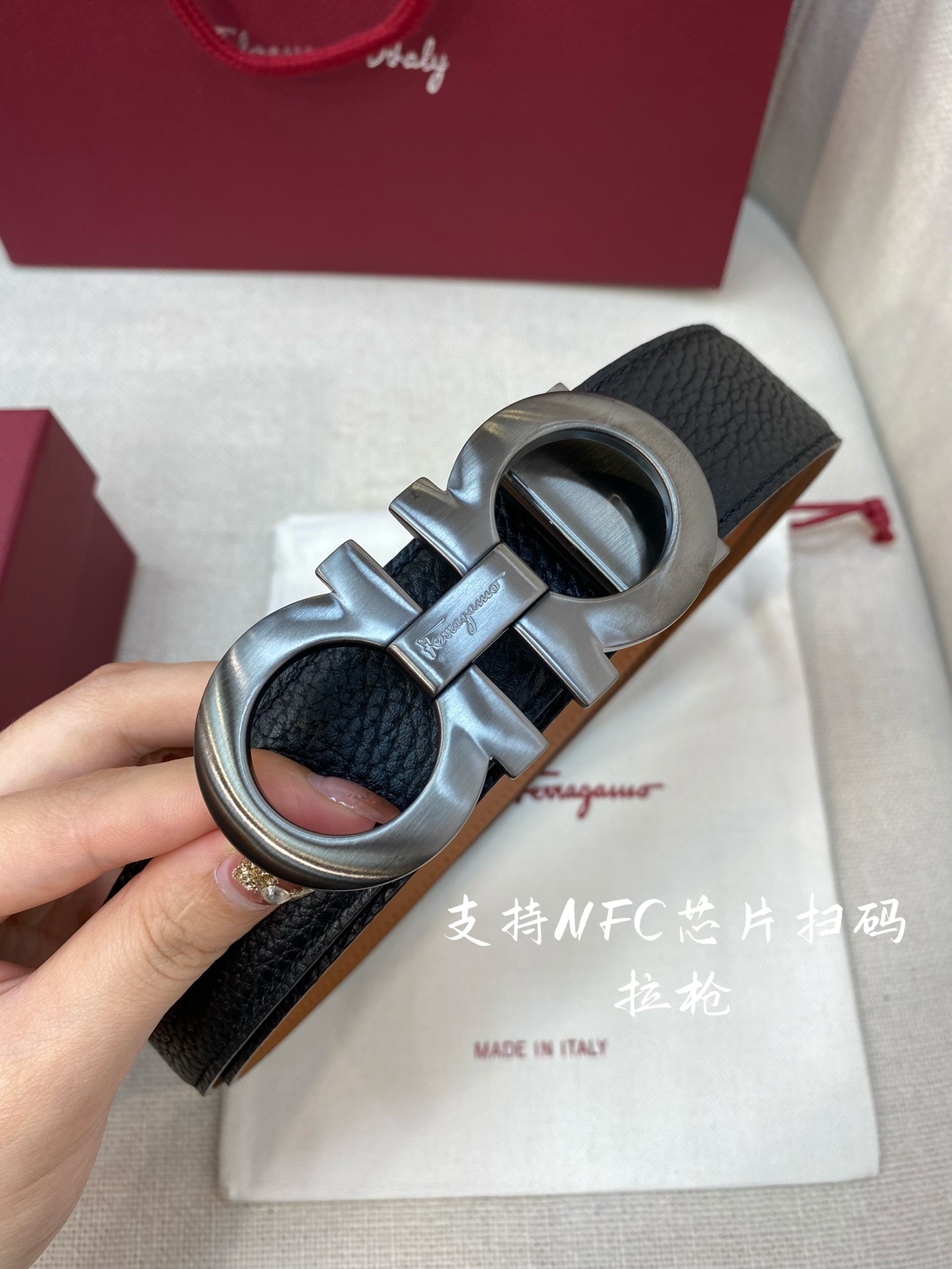 Ремень двойной стороны из натуральной кожи Ferragamo
