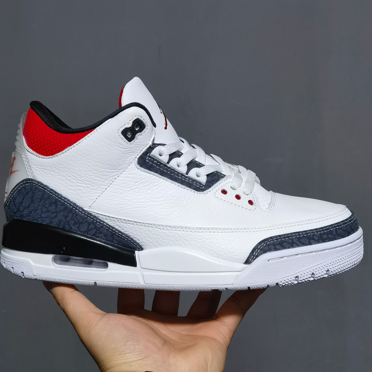 AJ3火焰红尺码36-47.5总裁新