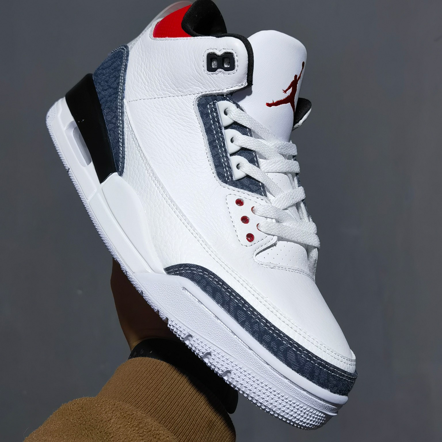 AJ3火焰红尺码36-47.5总裁新