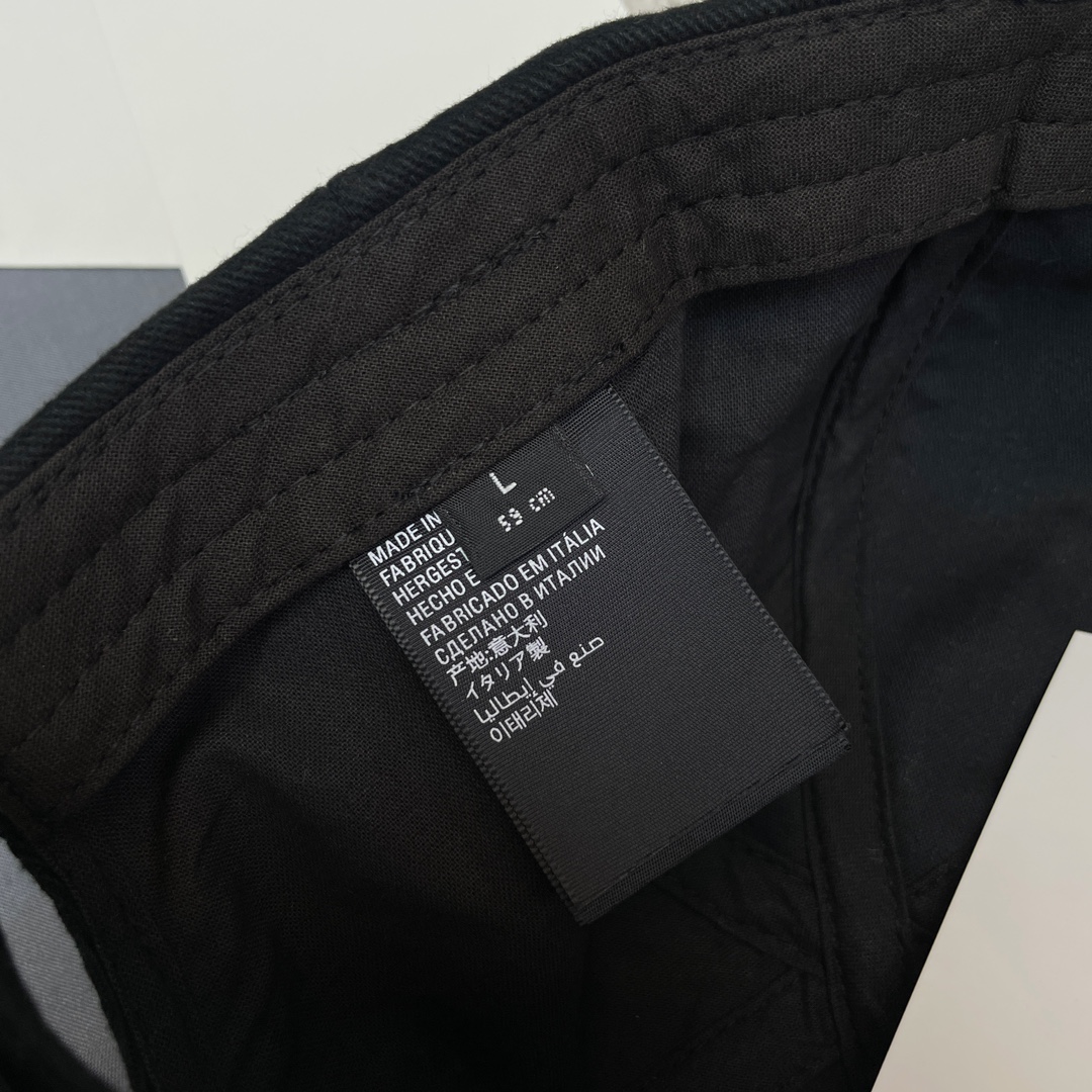 발렌시아가 코카콜라 자수 베이스볼 캡 상세 이미지 8