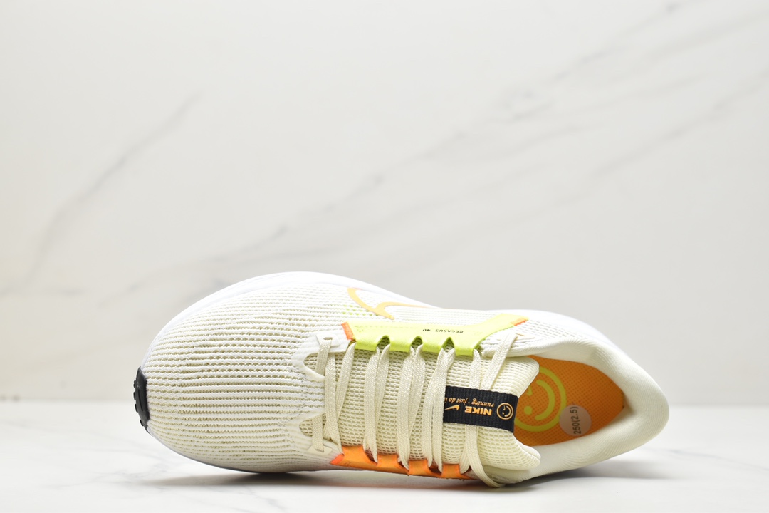 170 Nike Air Zoom Winflo +40登月 专业跑步鞋 DV3853-101