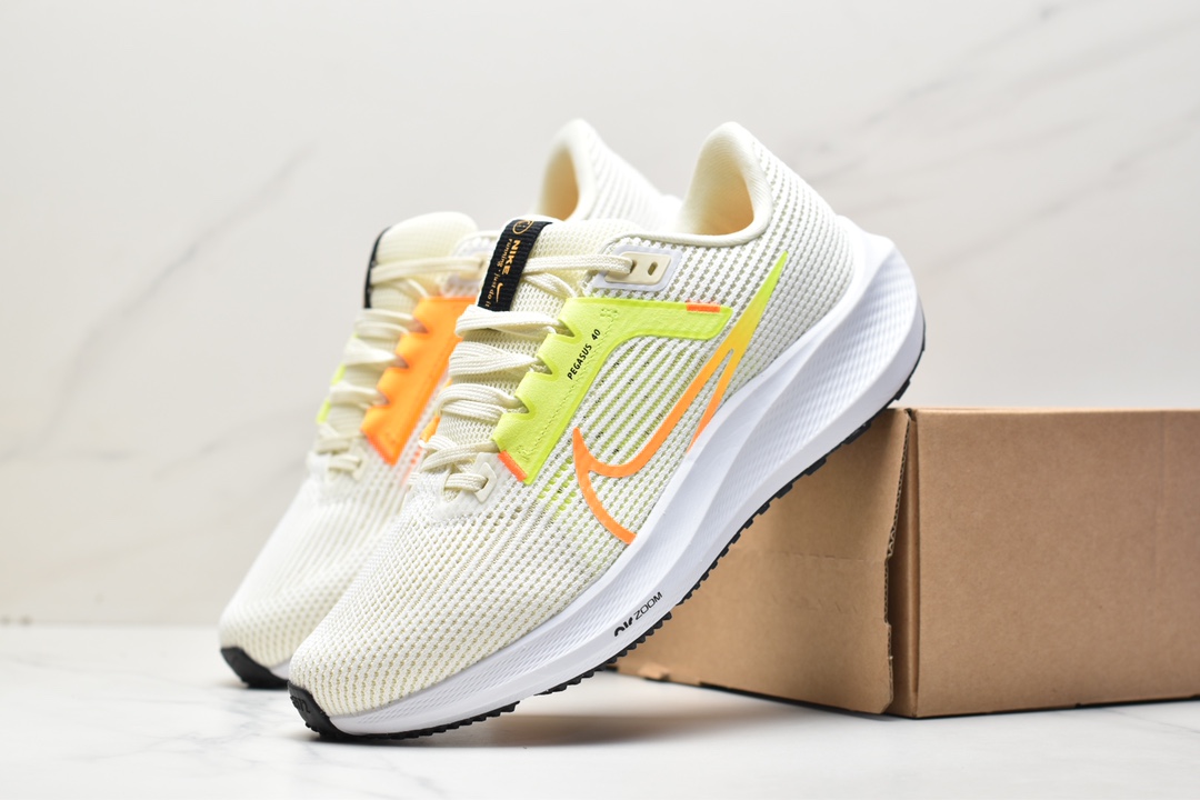 170 Nike Air Zoom Winflo +40登月 专业跑步鞋 DV3853-101