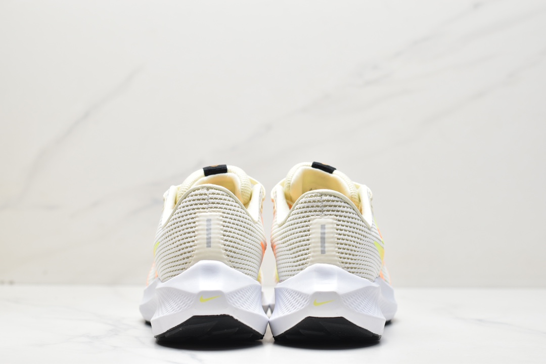 170 Nike Air Zoom Winflo +40登月 专业跑步鞋 DV3853-101
