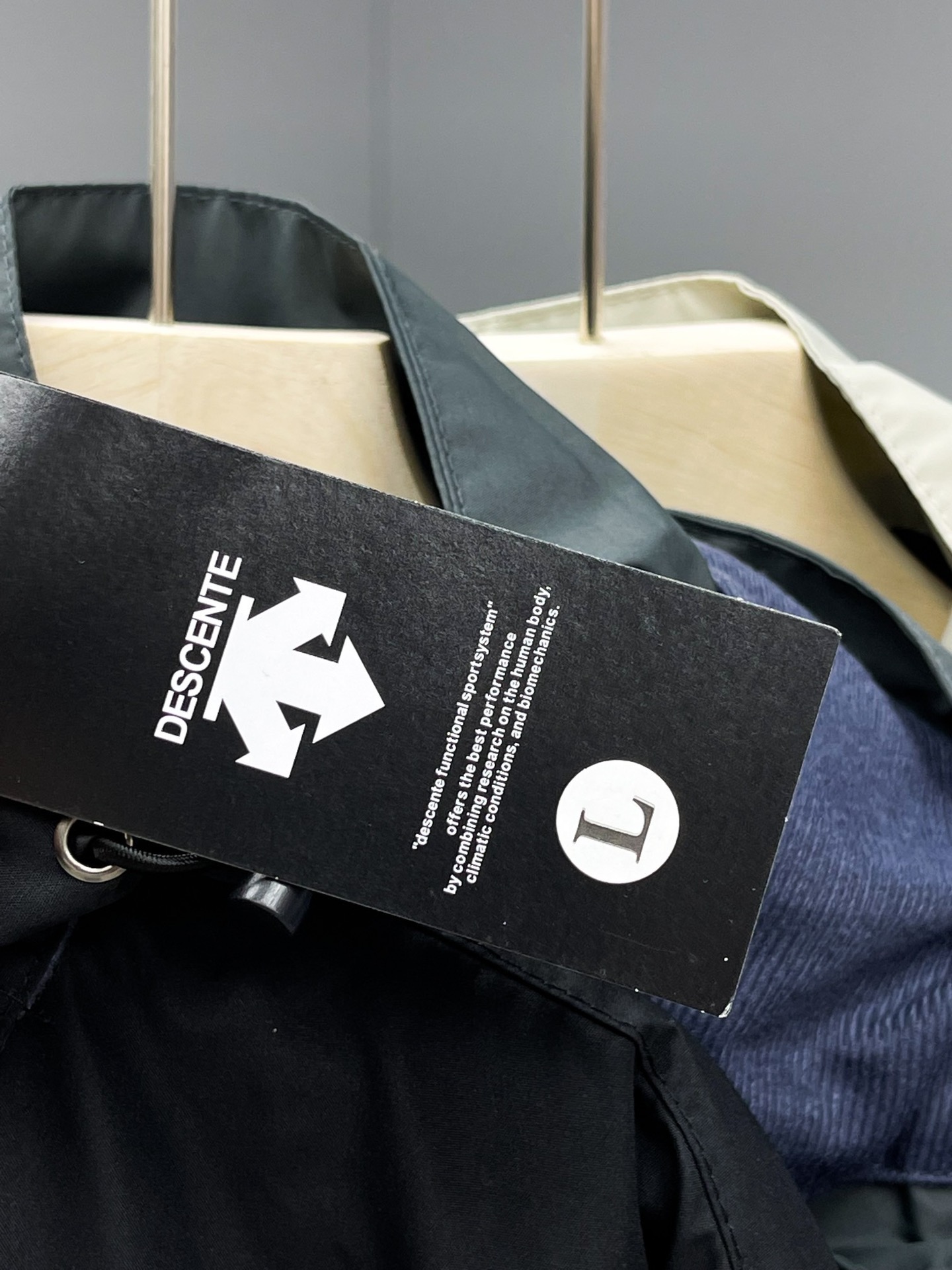 2022 Exclusive Custom Edition Man’s Waterproof Assault Jacket with Gore-Tex Fabric - 图片 8