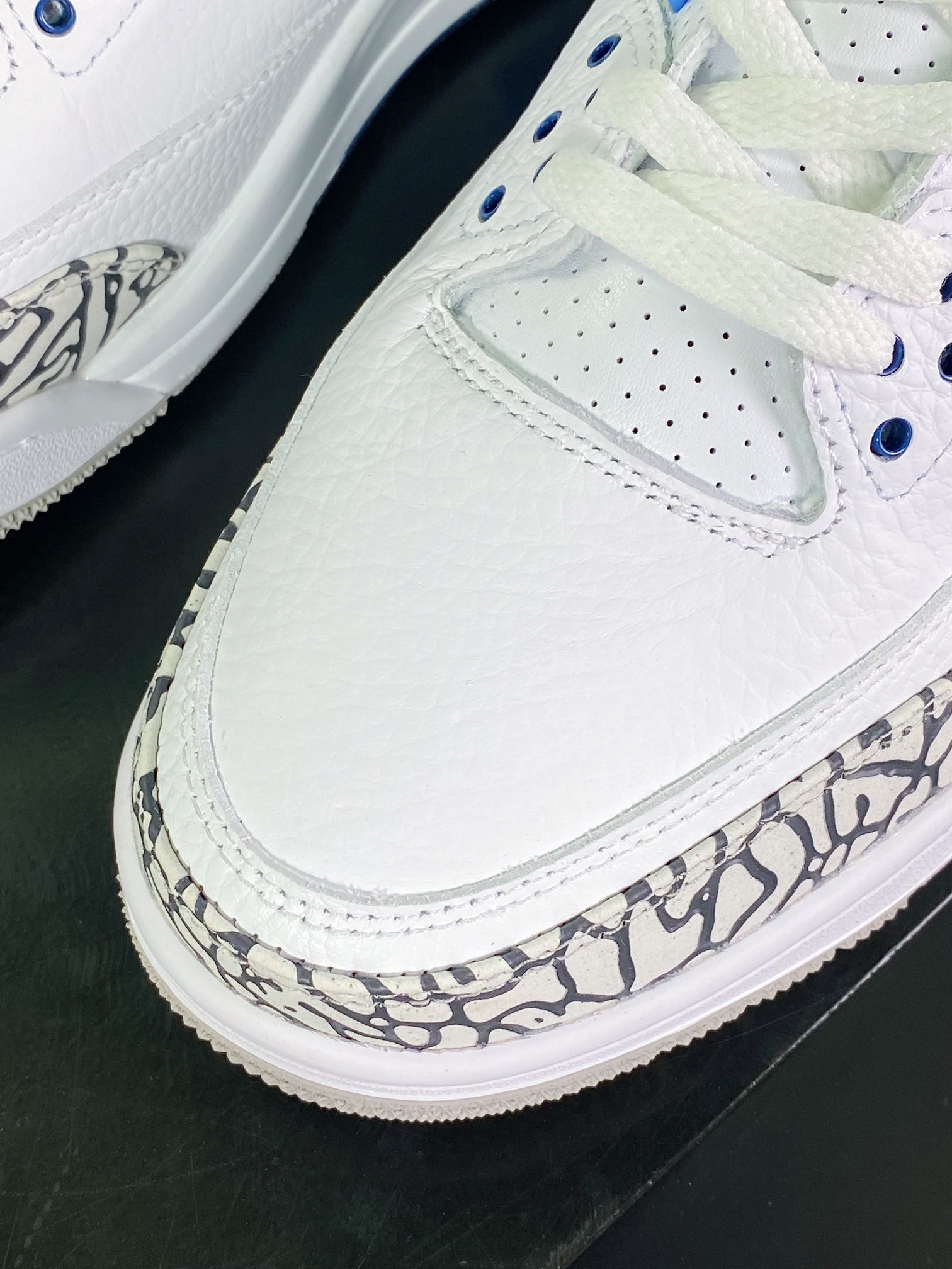 300 Air Jordan 3”UNC”迈克尔·乔丹AJ3代中帮复古休闲运动文化篮球鞋CT8532-104