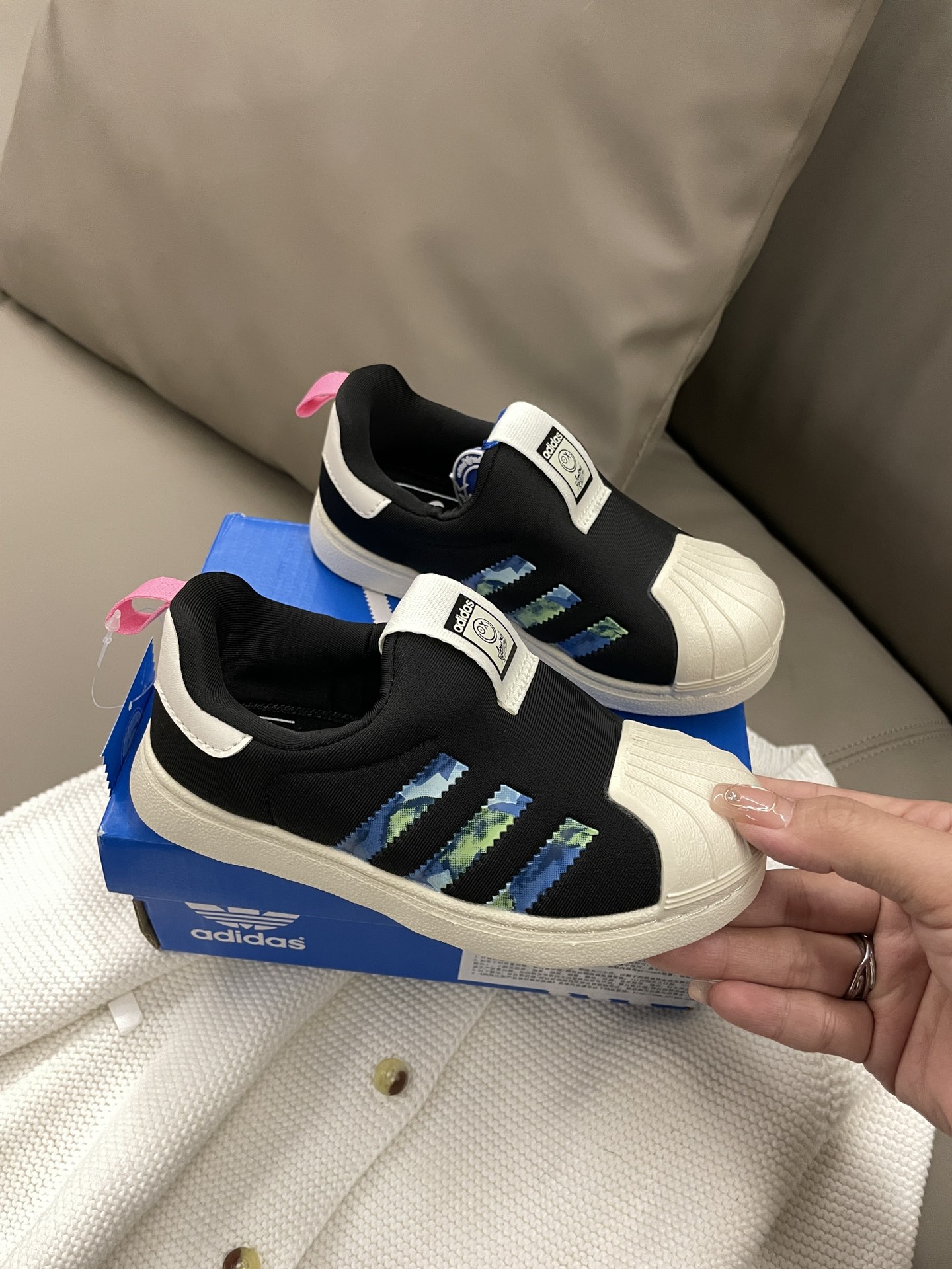 【实拍一款集舒适性、颜值、实用性一体的童鞋！一年四季可穿！买买买起来👊🏻绝赞！-选品中心