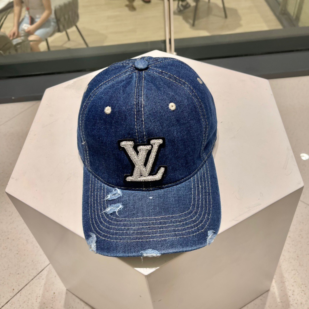 NO:351289,The same style as LV Louis Vuitton official website baseball cap The latest model is super breathable, the details are particularly exquisite, the counter quality, simple and quiet hat, straw hat, fisherman hat, baseball cap, hat, louis vuitton, louis vuitton, espadrilles, hatsLV路易威登官网同款 棒球帽 最新款透气性超好,细节做工特别精致,专柜品质,简单文静帽子草帽渔夫帽棒球帽,帽子,louis vuitton,louis vuitton,espadrilles,hats,hat